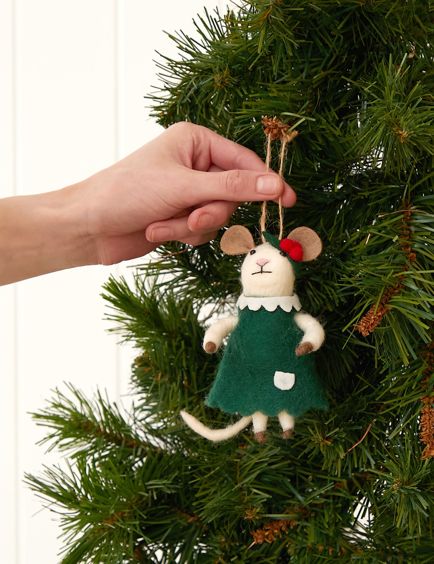 Lady Mouse Wool Decoration | Green-2