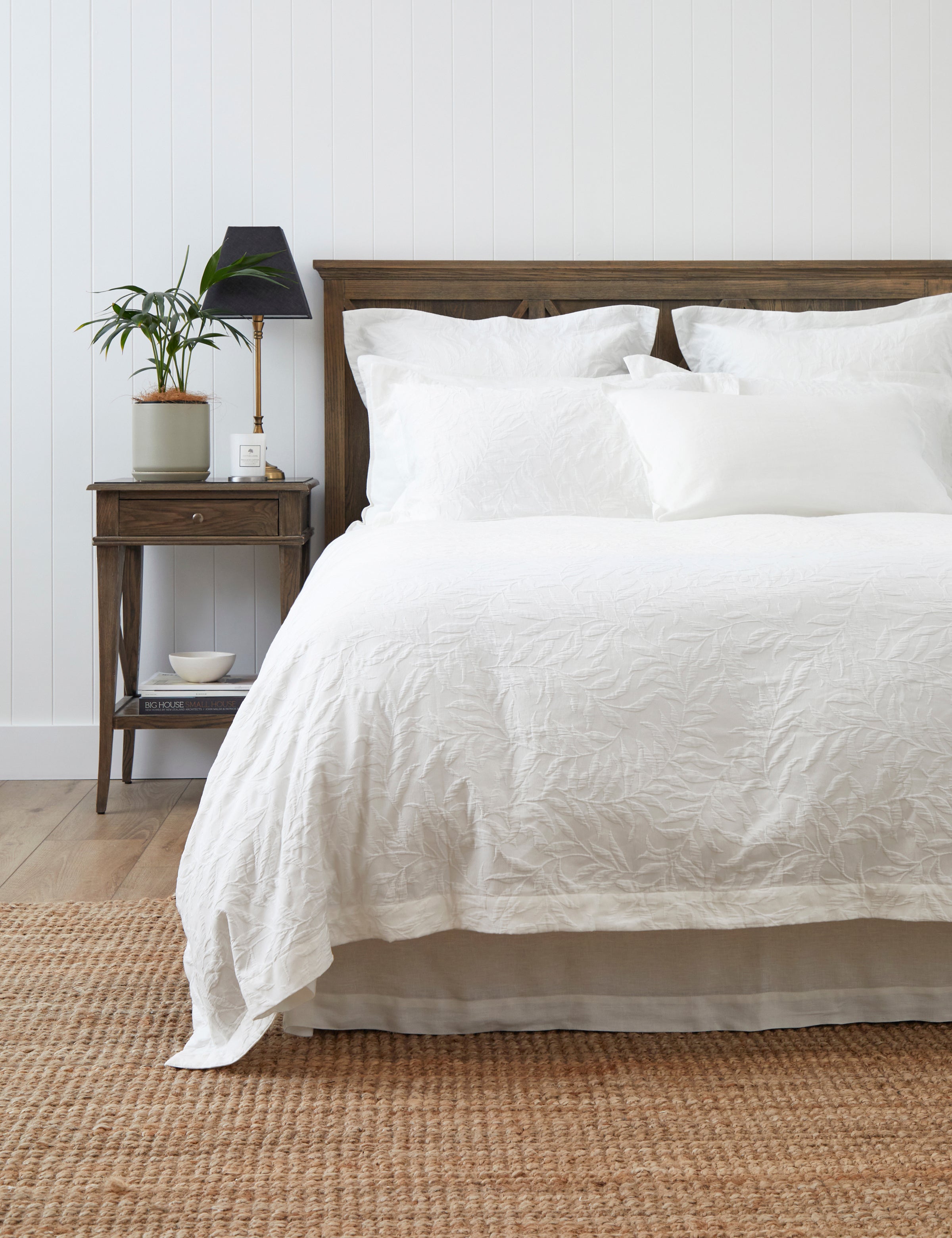 Laurel Duvet Cover Set | White-1