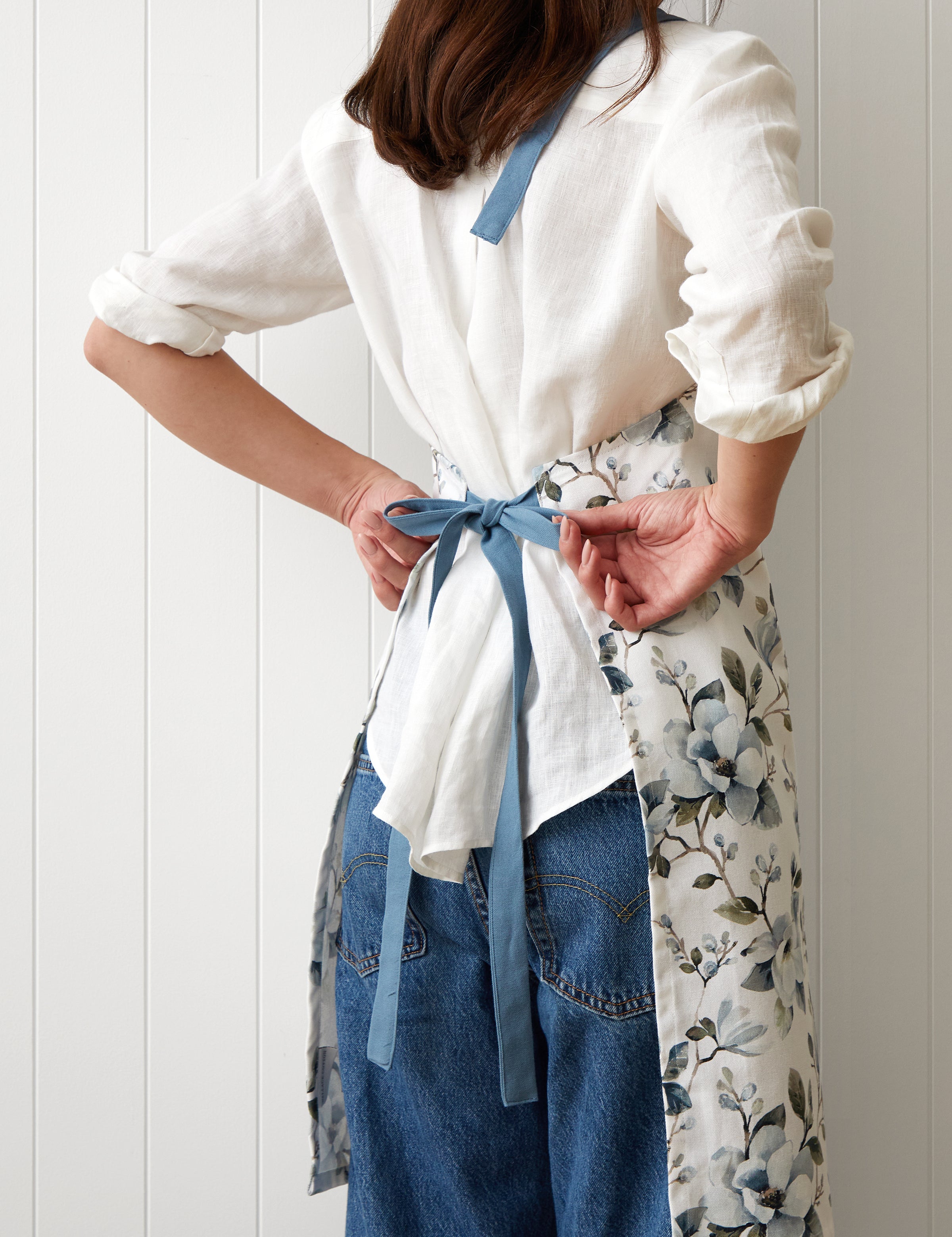 Magalie Everyday Apron | Blue Floral-4