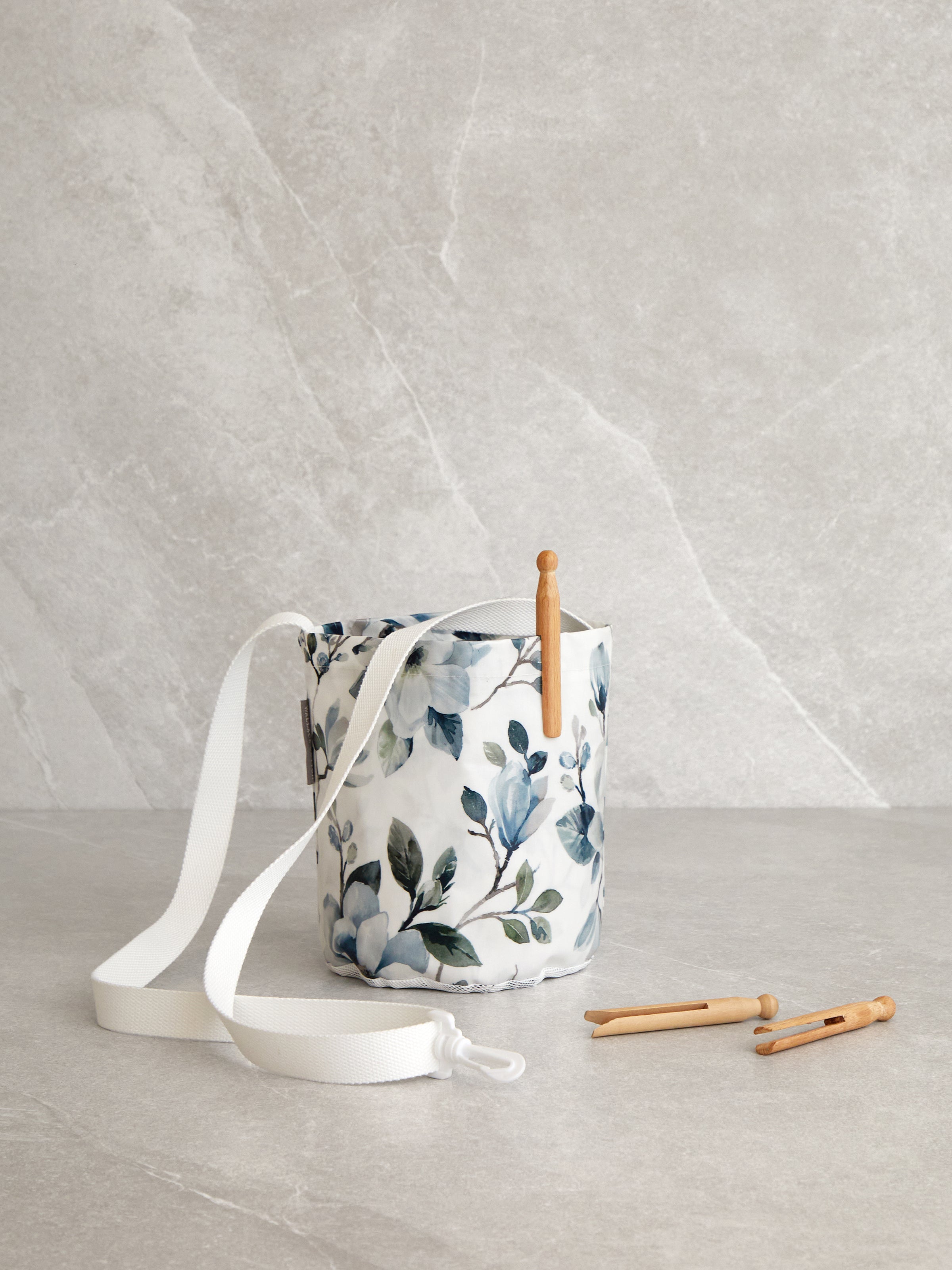 Magalie Peg Bag | Blue Floral-1