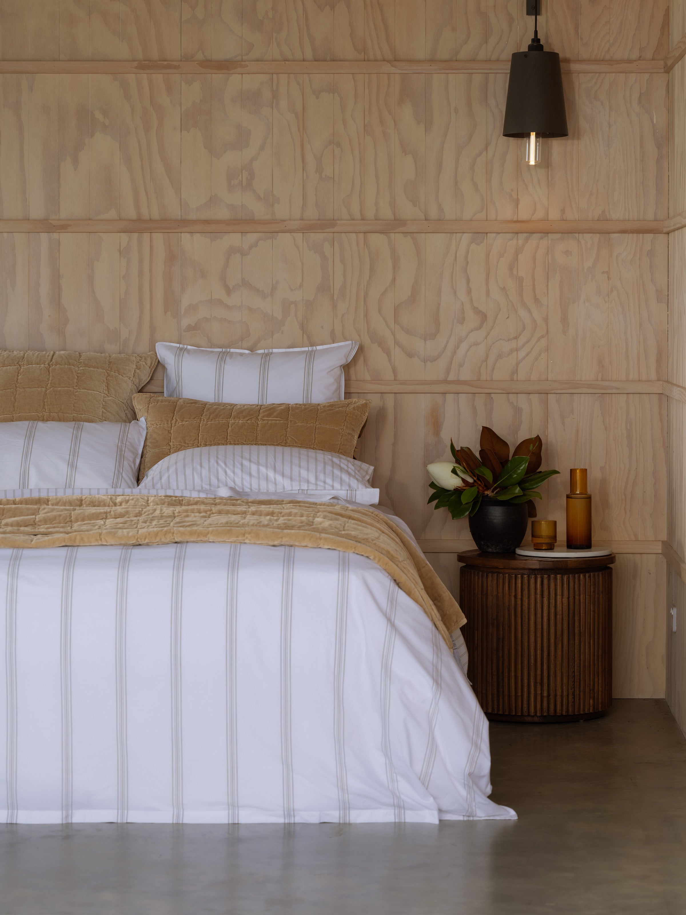 Maison Velvet Quilt | Caramel-5