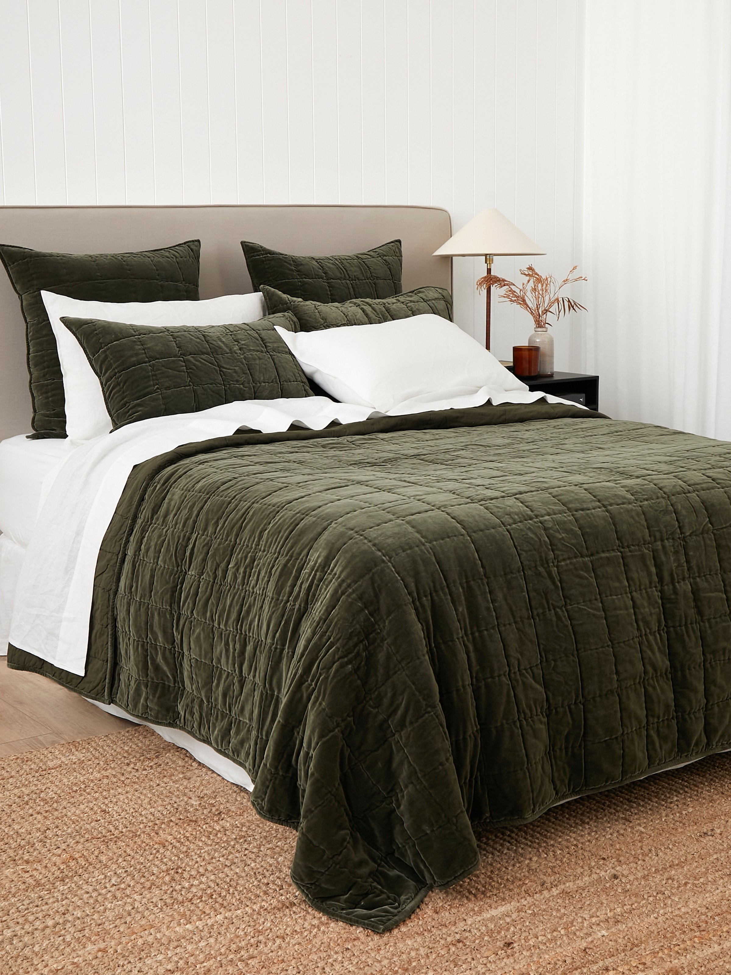 Maison Velvet Quilt | Olive-3