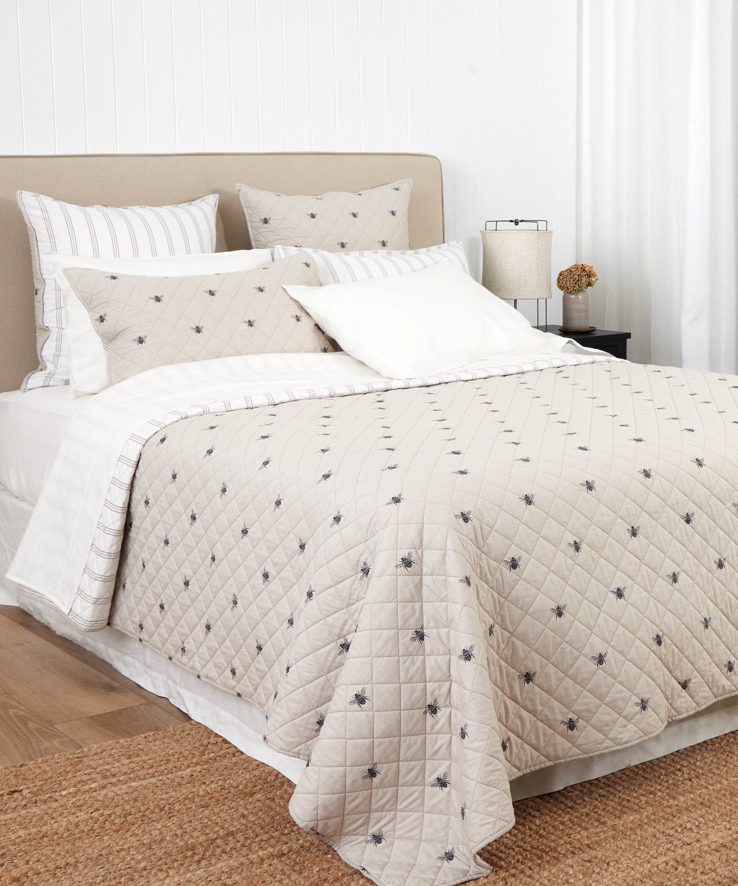Meant to Bee Quilt | Natural-3
