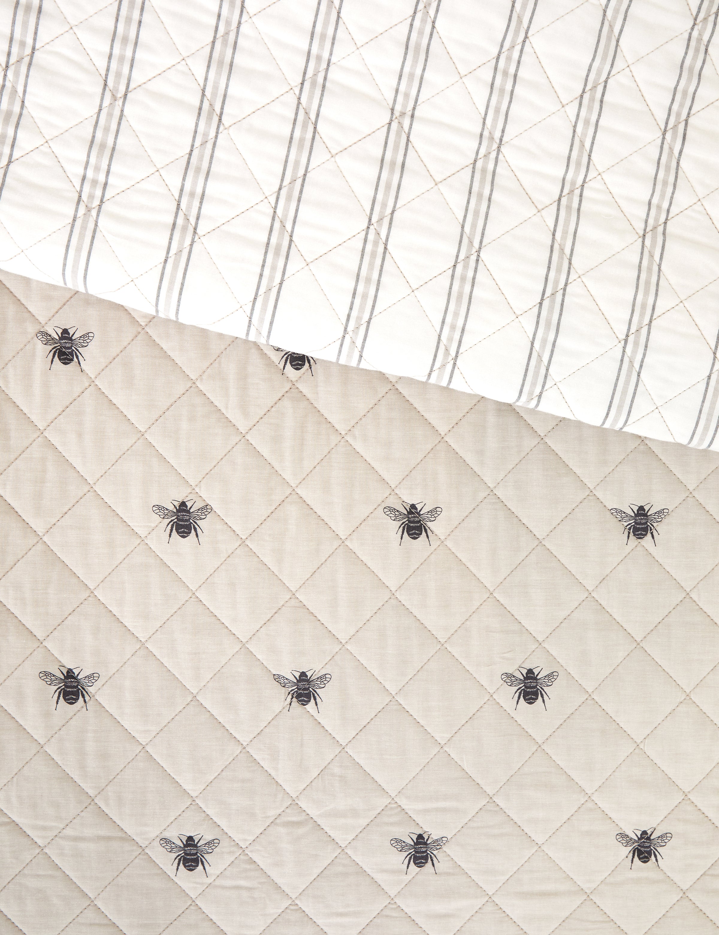 Meant to Bee Quilt | Natural-4