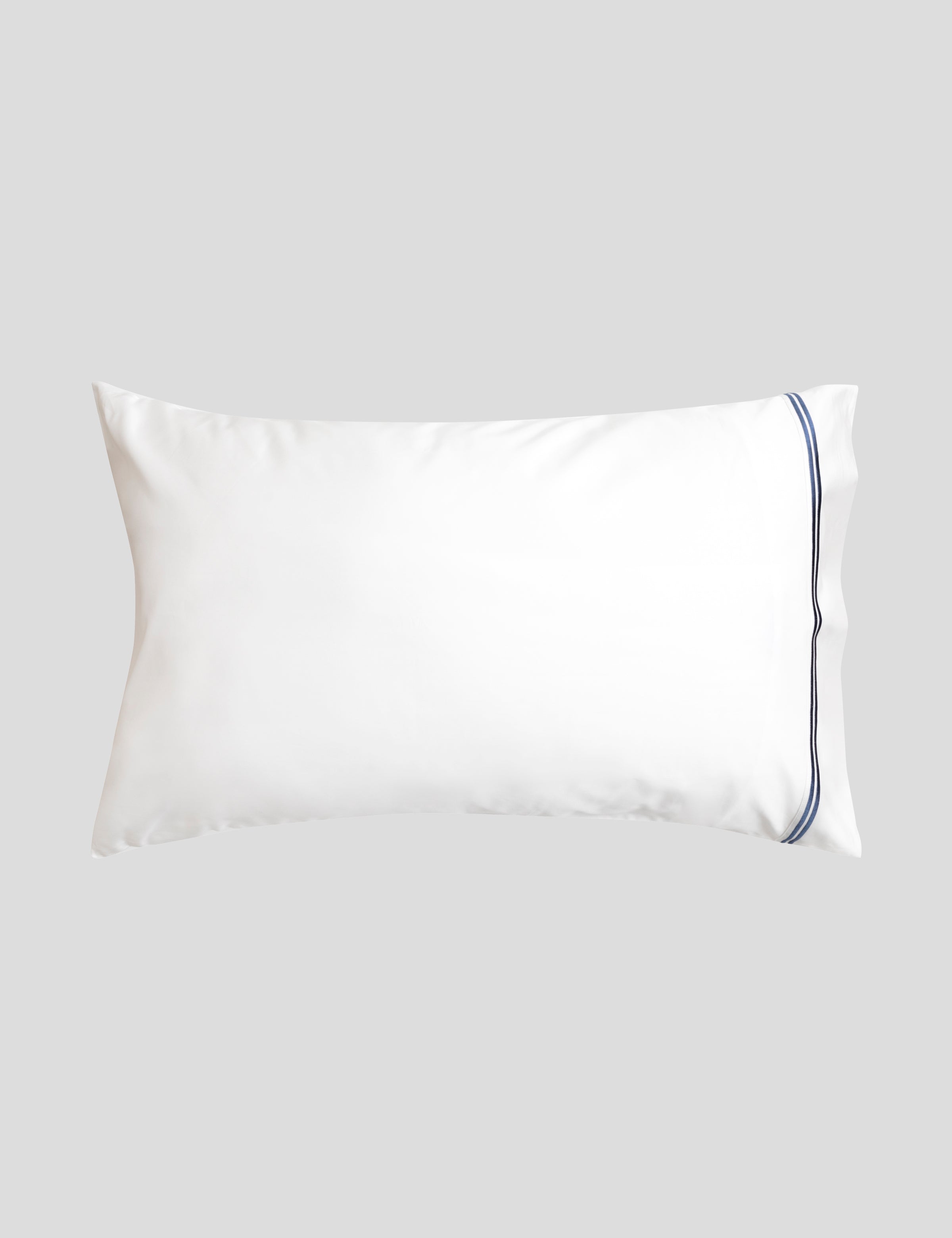 Monarch Accent Lodge Pillowcase Set | Ink White-1
