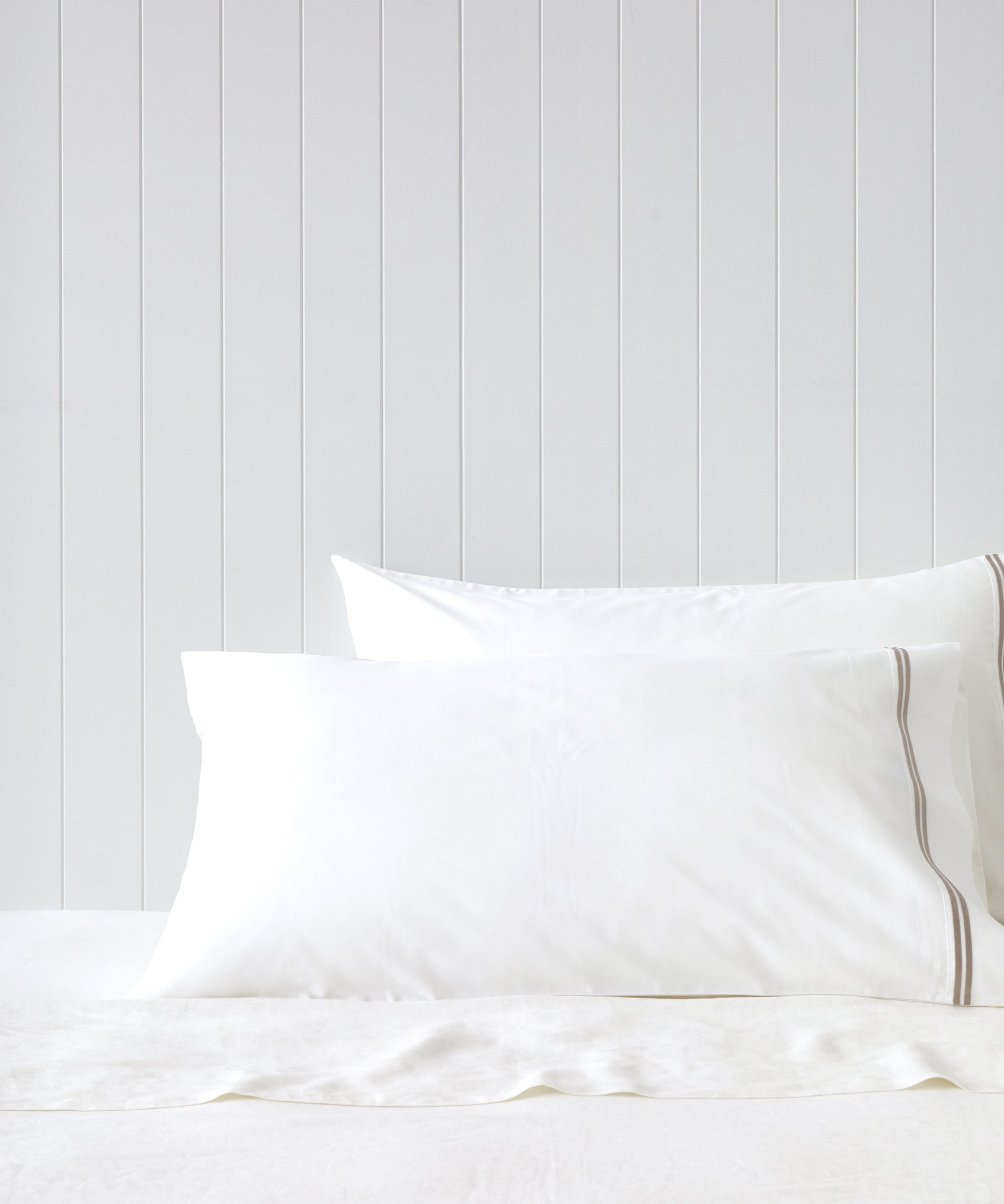 Monarch Accent Lodge Pillowcase Set | Stone White-1
