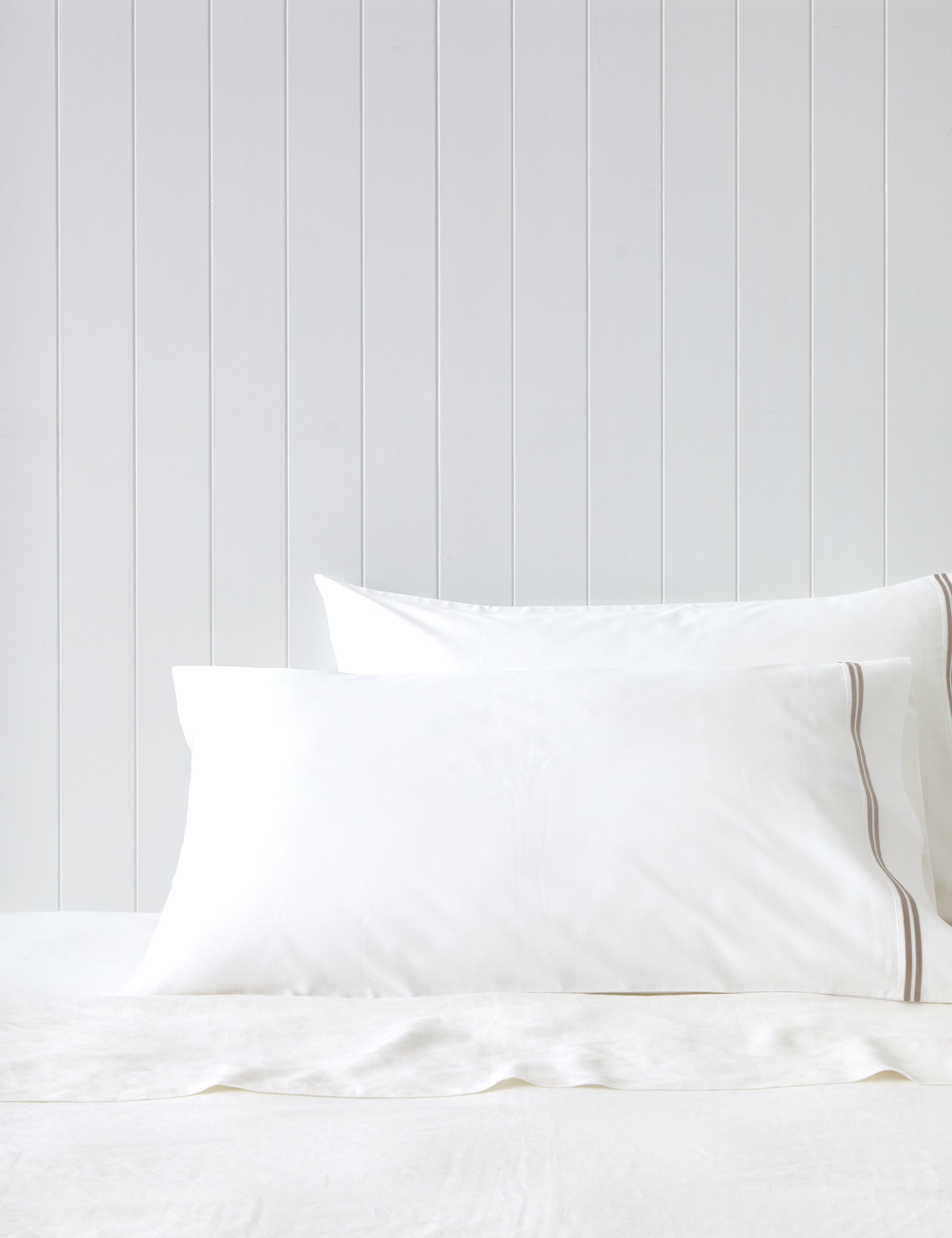 Monarch Accent Lodge Pillowcase Set | Stone White-1