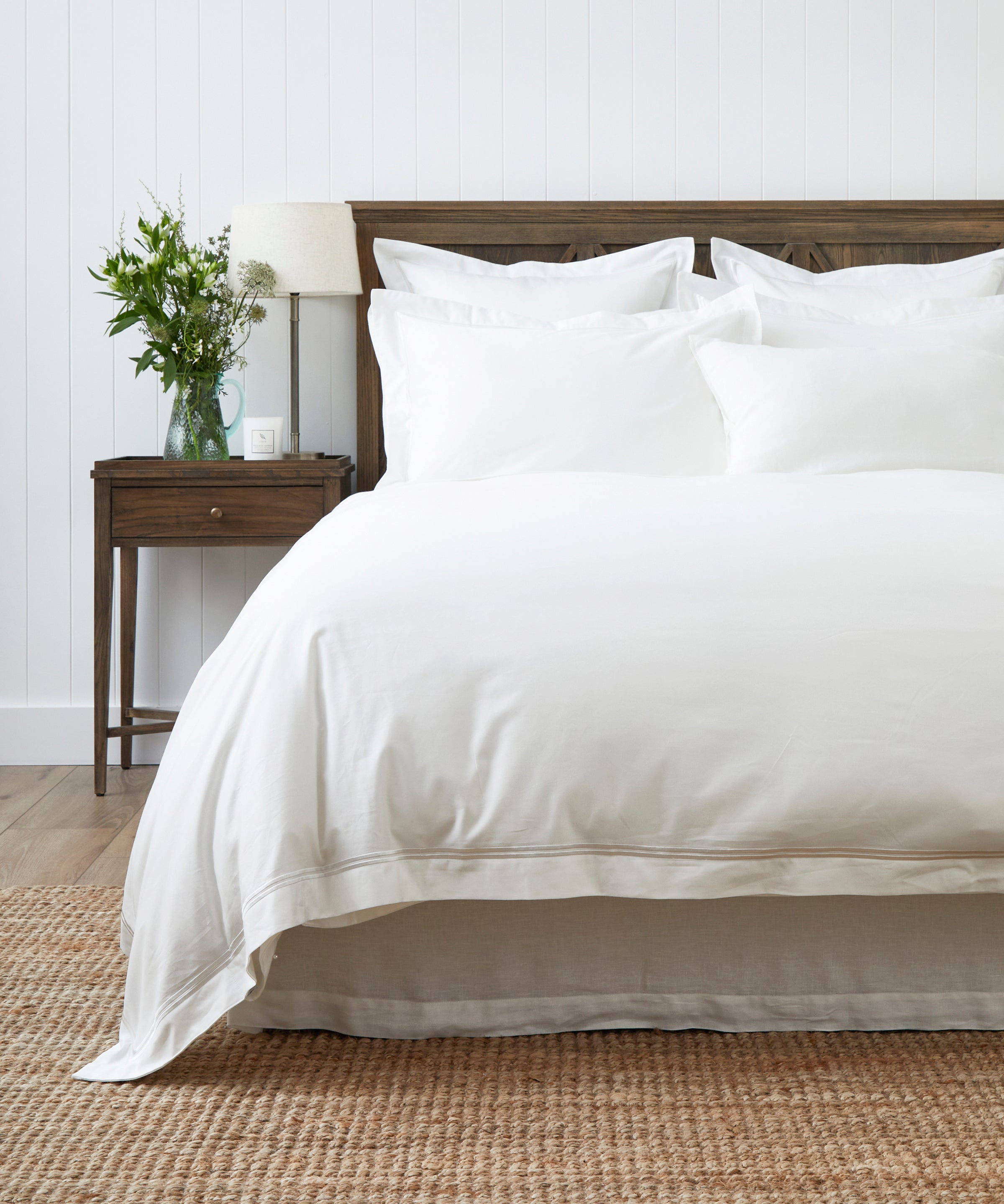 Monarch Duvet Cover Set | White White-1