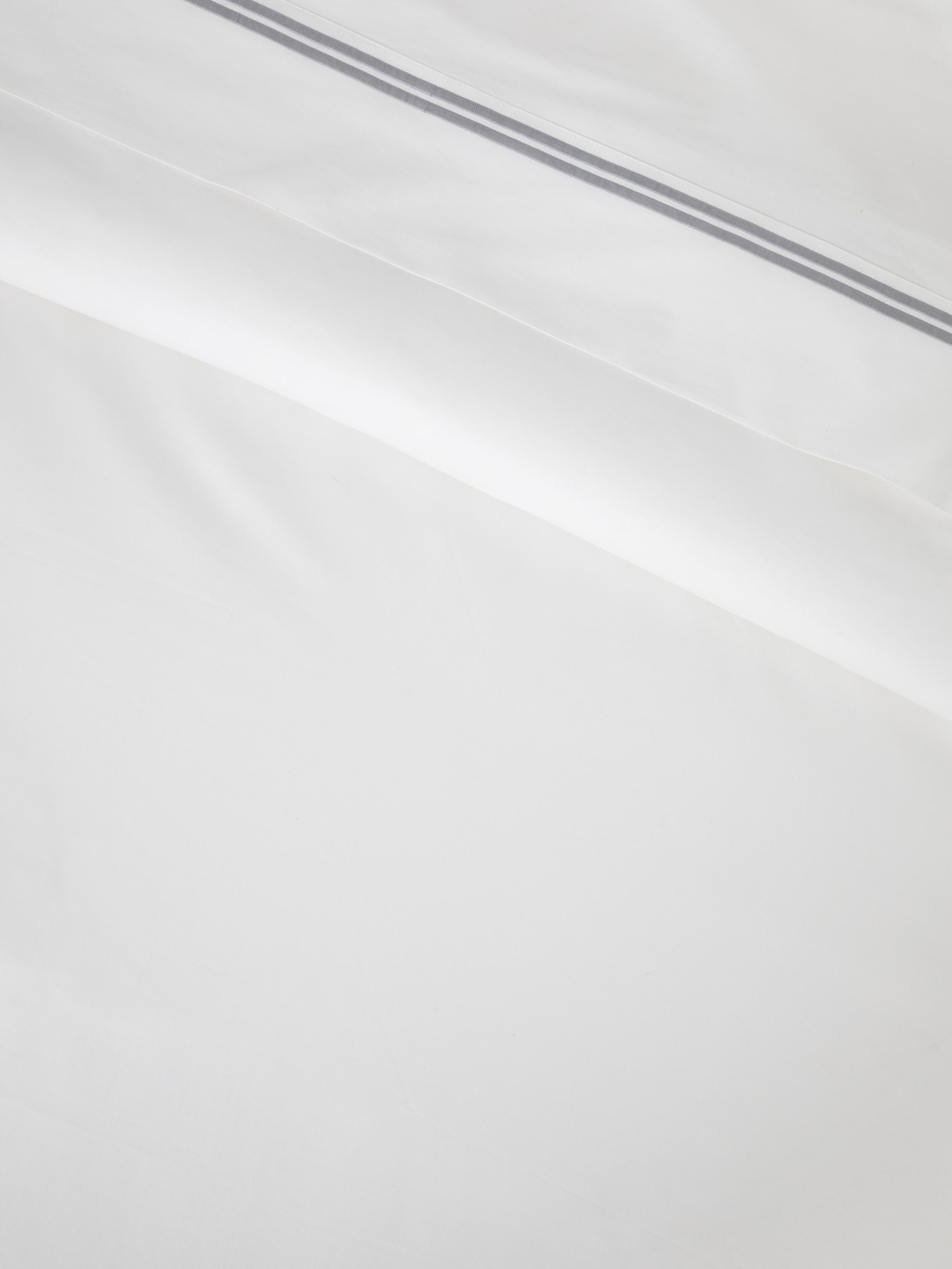 Monarch Long Duvet Cover Set | Grey White-3