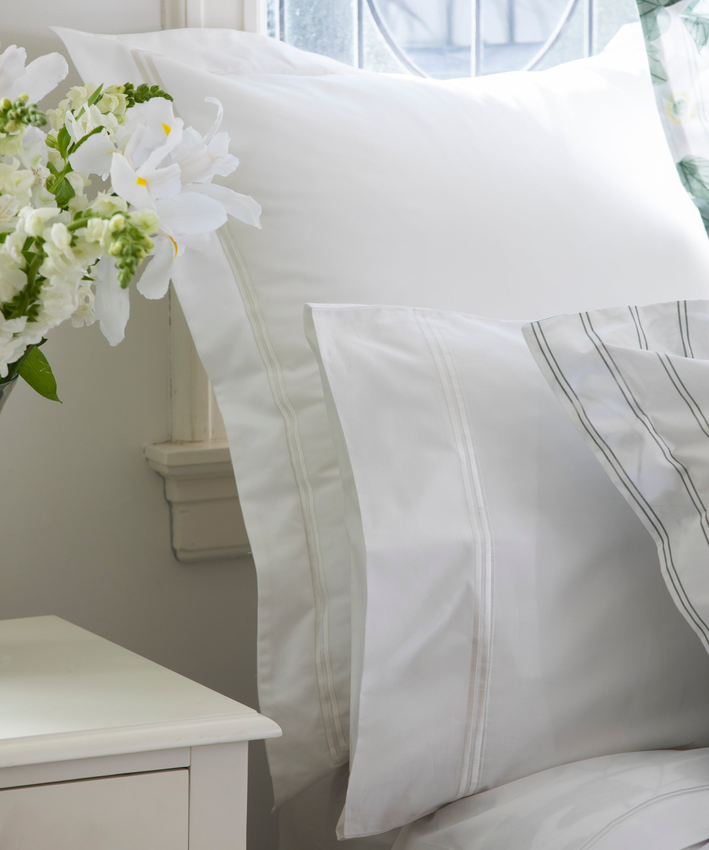 Monarch Standard Pillowcase Set | White-4