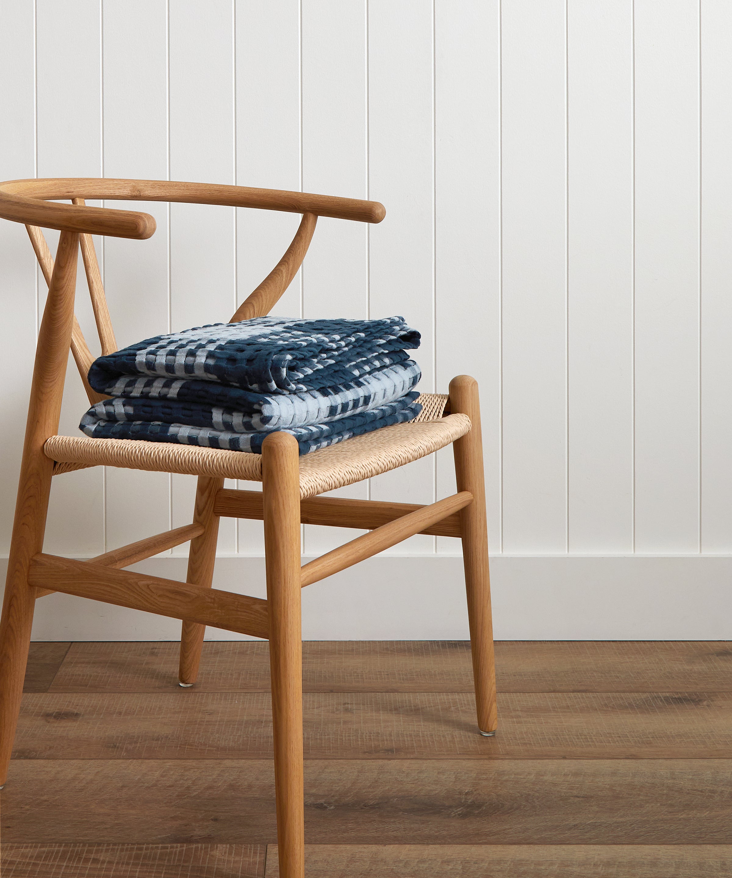Arlo Waffle Blanket | Blue / Navy-1