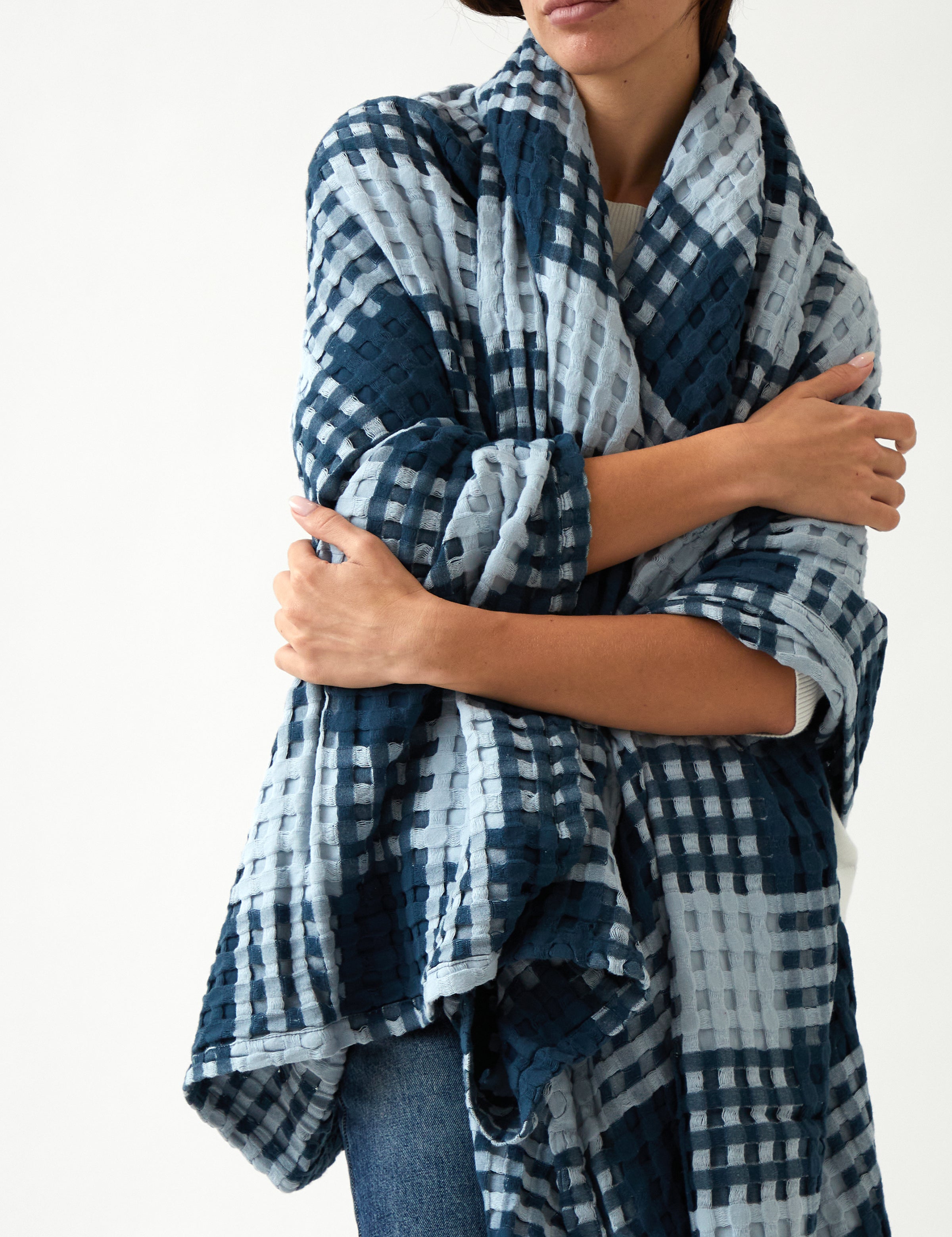 Arlo Waffle Blanket | Blue / Navy-2