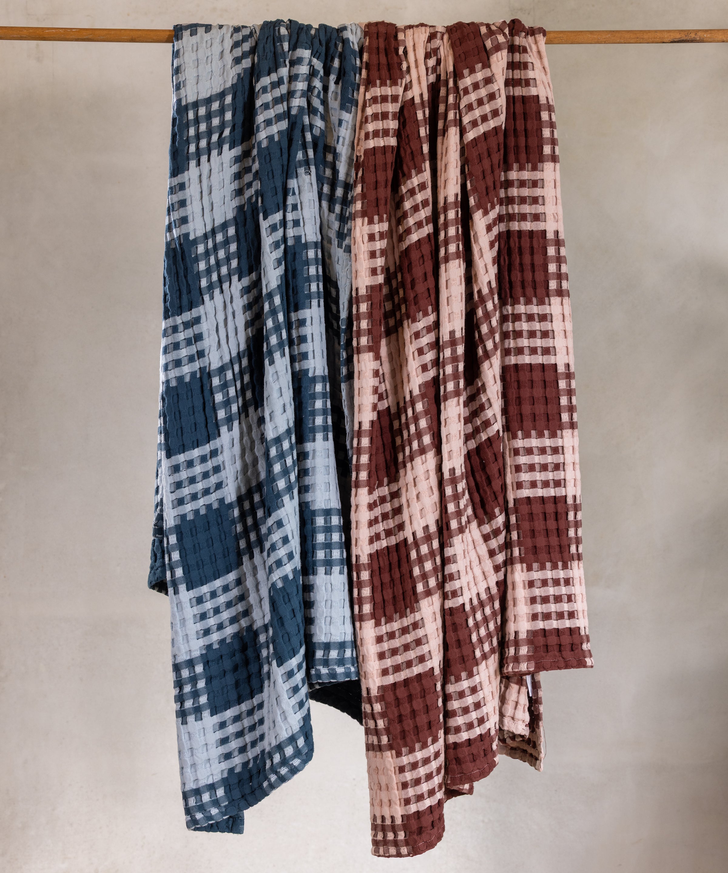 Arlo Waffle Blanket | Blue / Navy-3