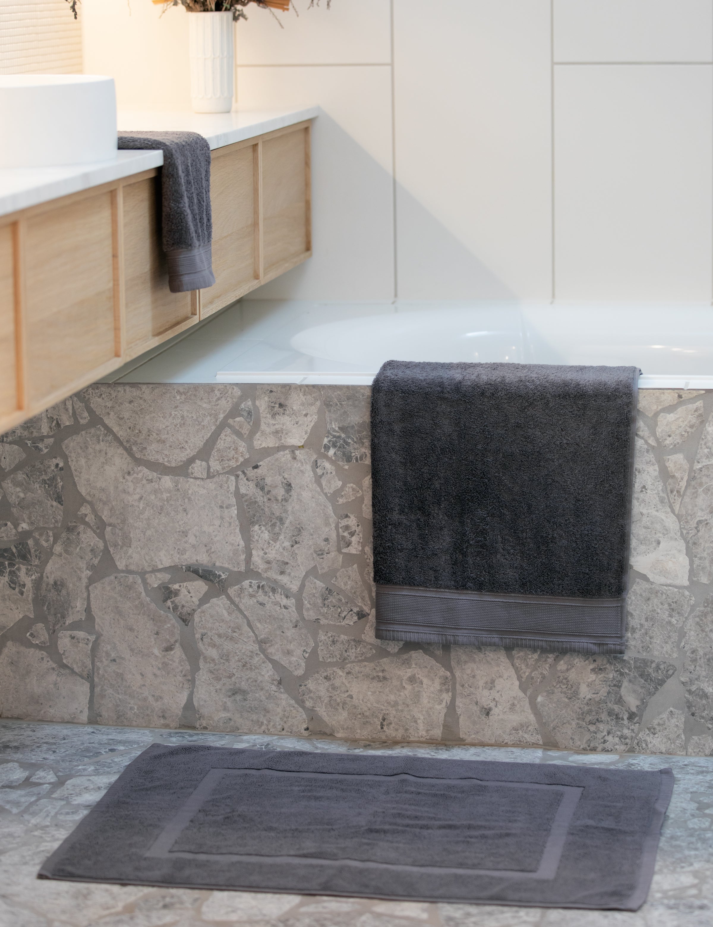 Oasis Bath Sheet | Charcoal-4