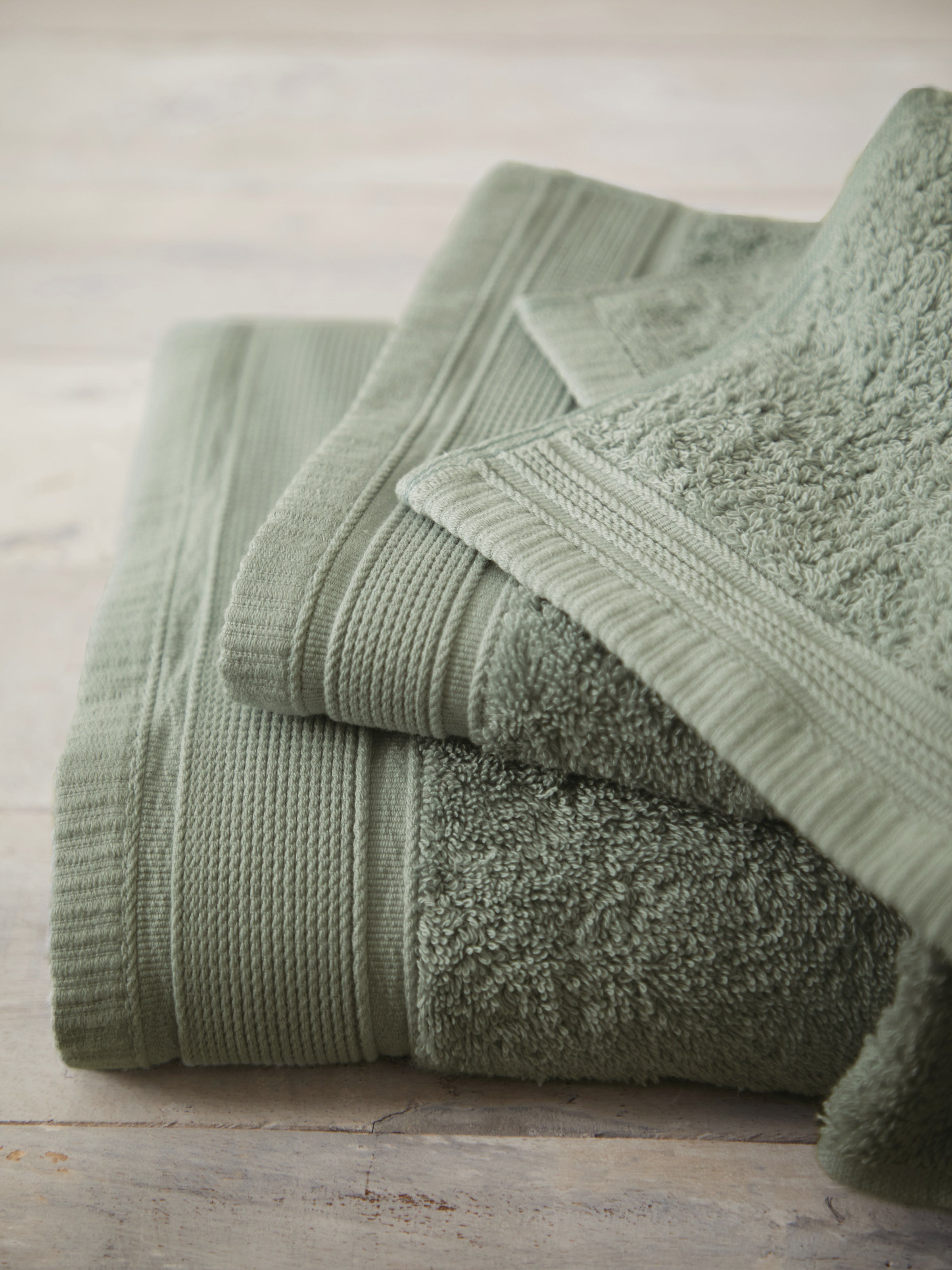 Oasis Bath Sheet | Fern-3