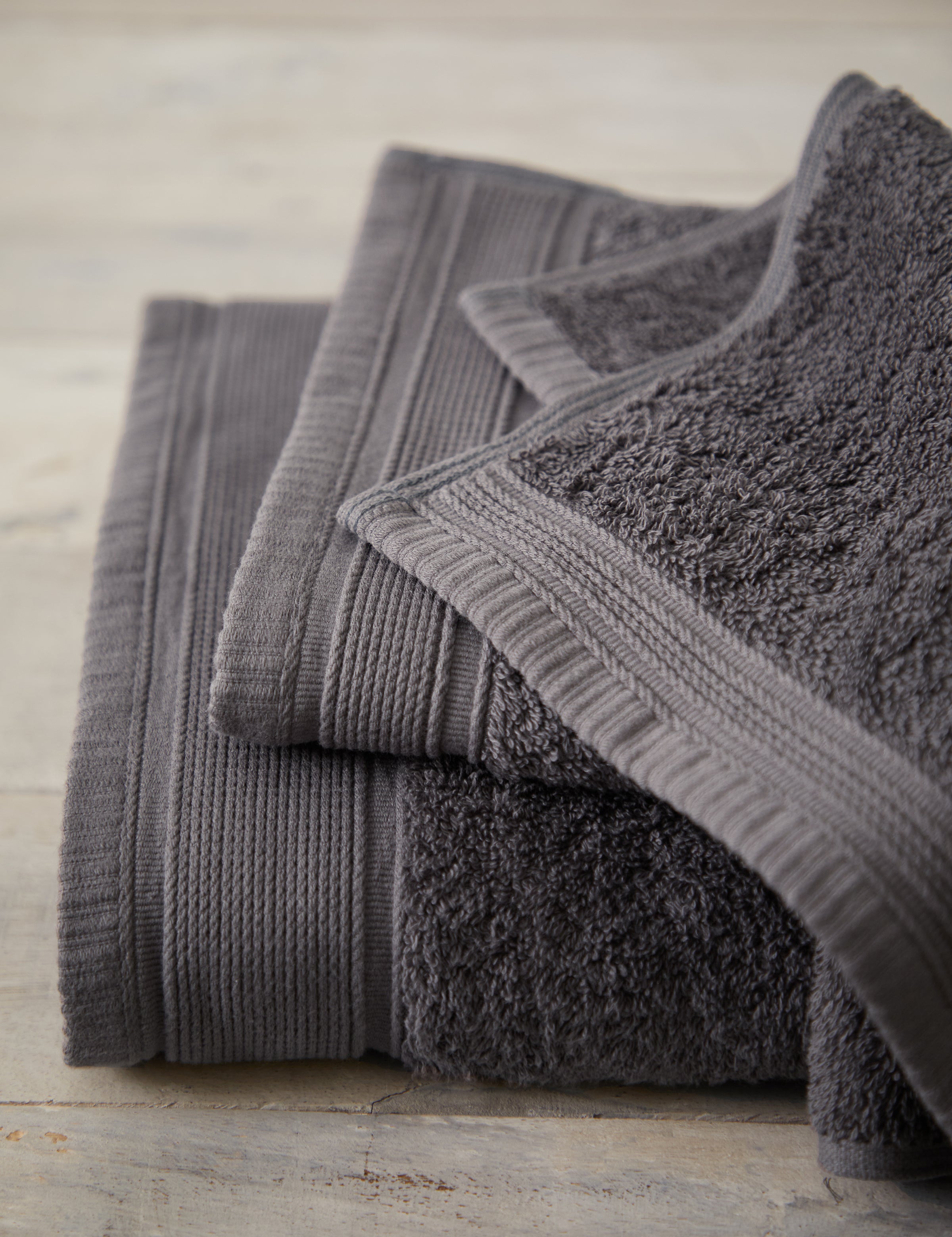 Oasis Bath Towel | Charcoal-3