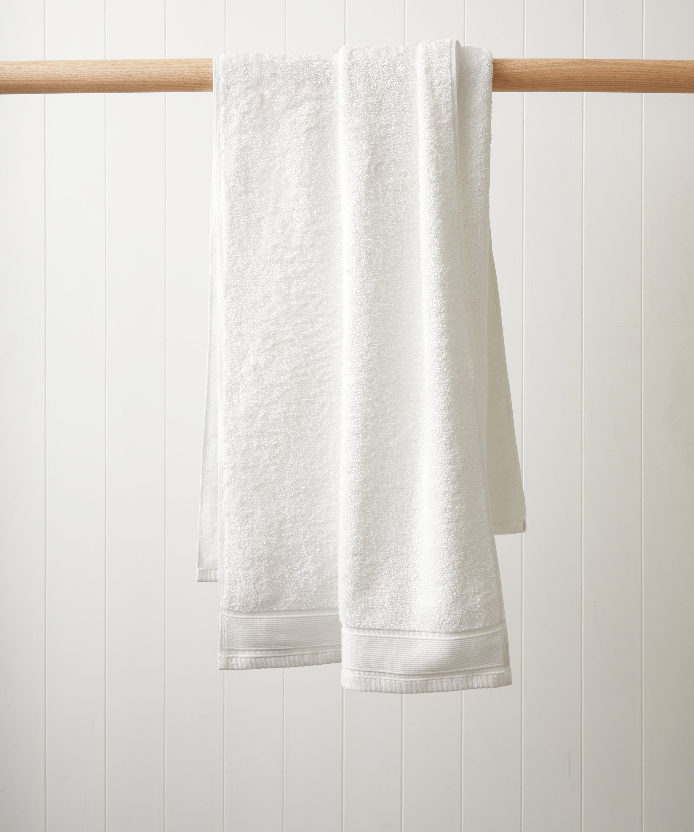 Oasis Bath Towel | White-1