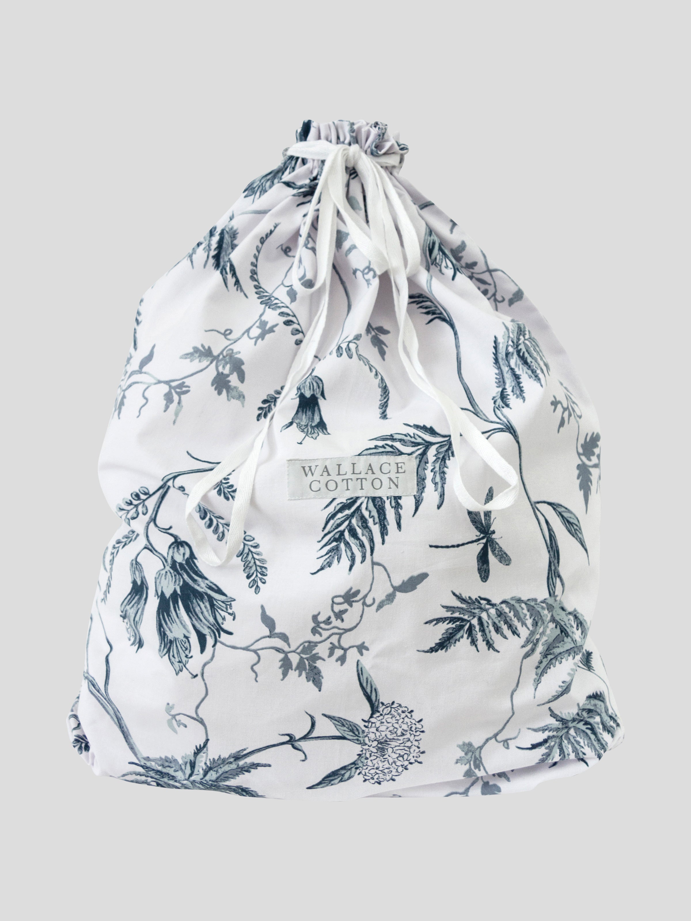 One Complimentary Laundry Bag | Multi-1