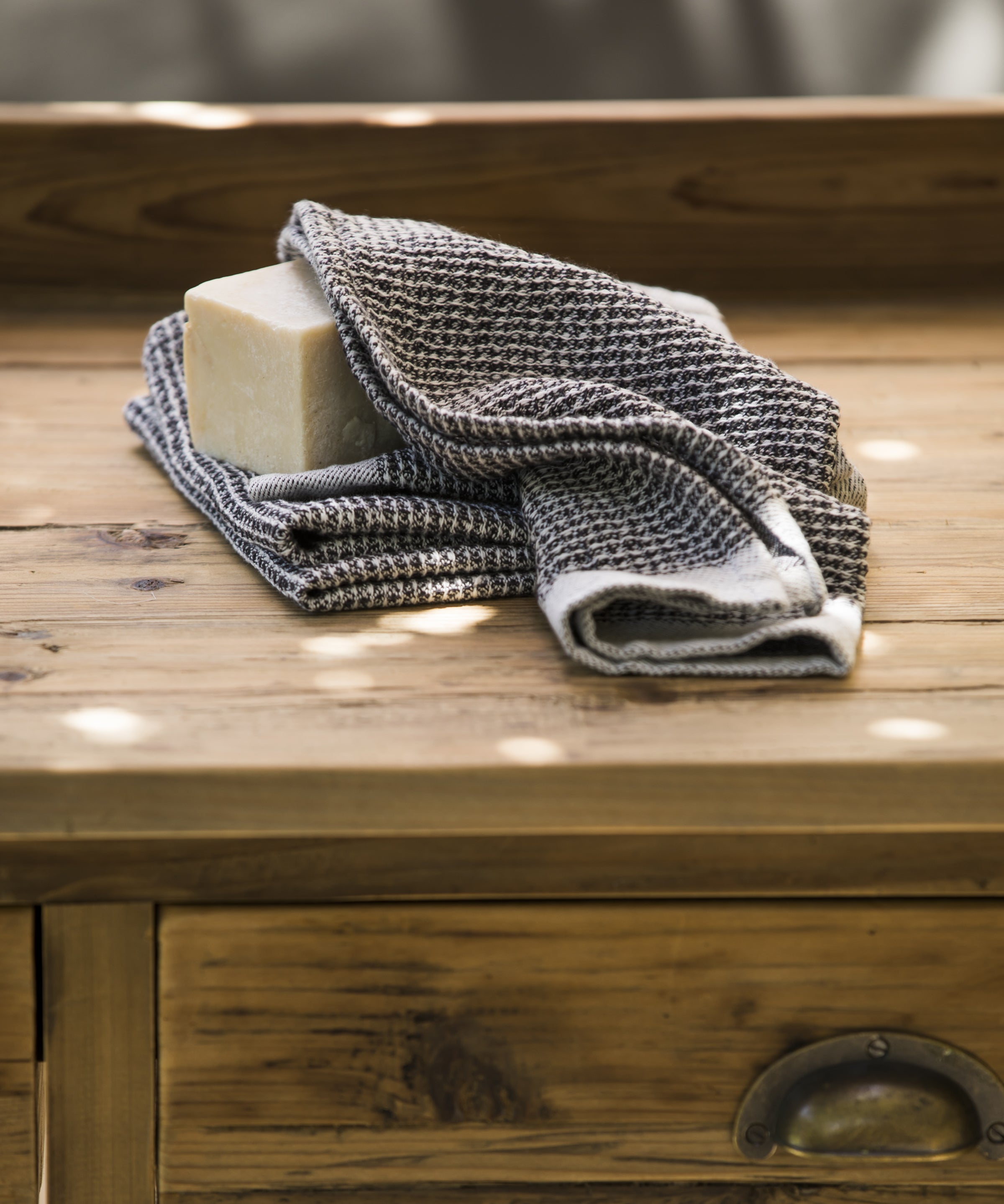 Organic Cotton Waffle Washcloth Set of 3 | Black White-2