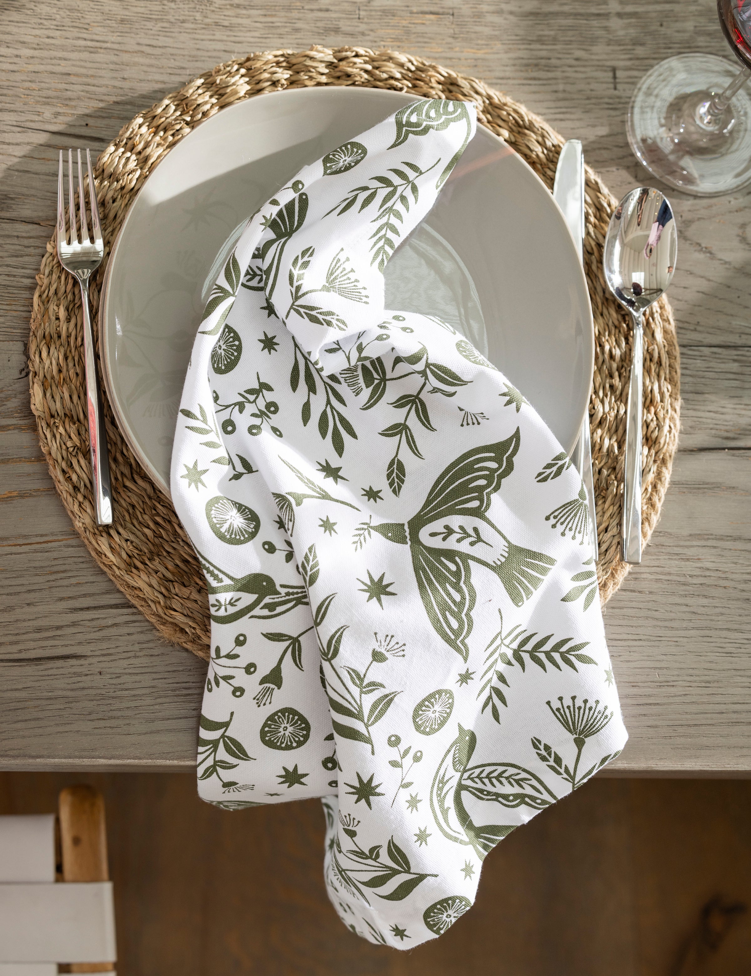 Peace Doves Napkin Sets of 4 | Green-2