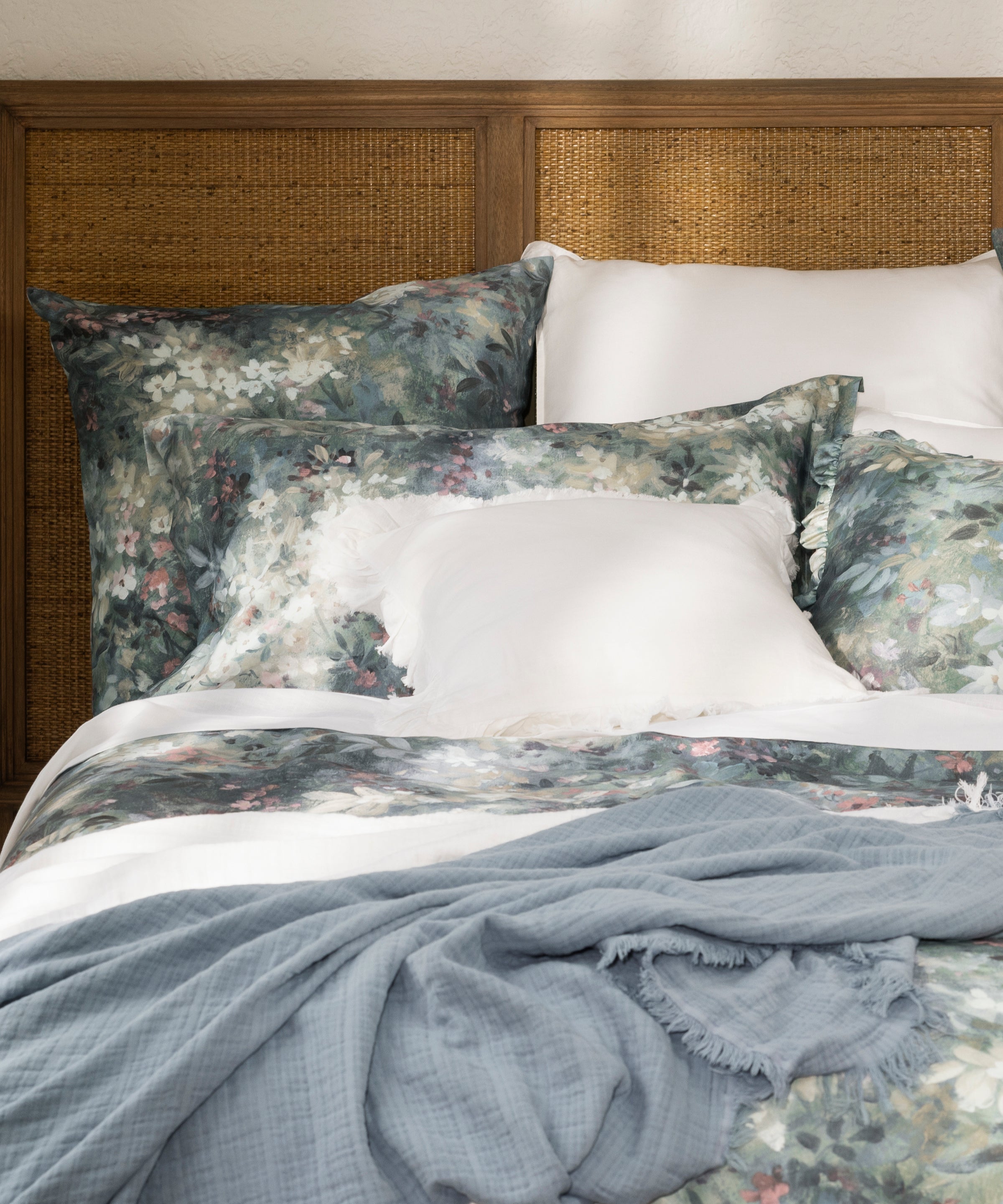 Petal Mirage Oxford Pillowcase Set | Floral-2