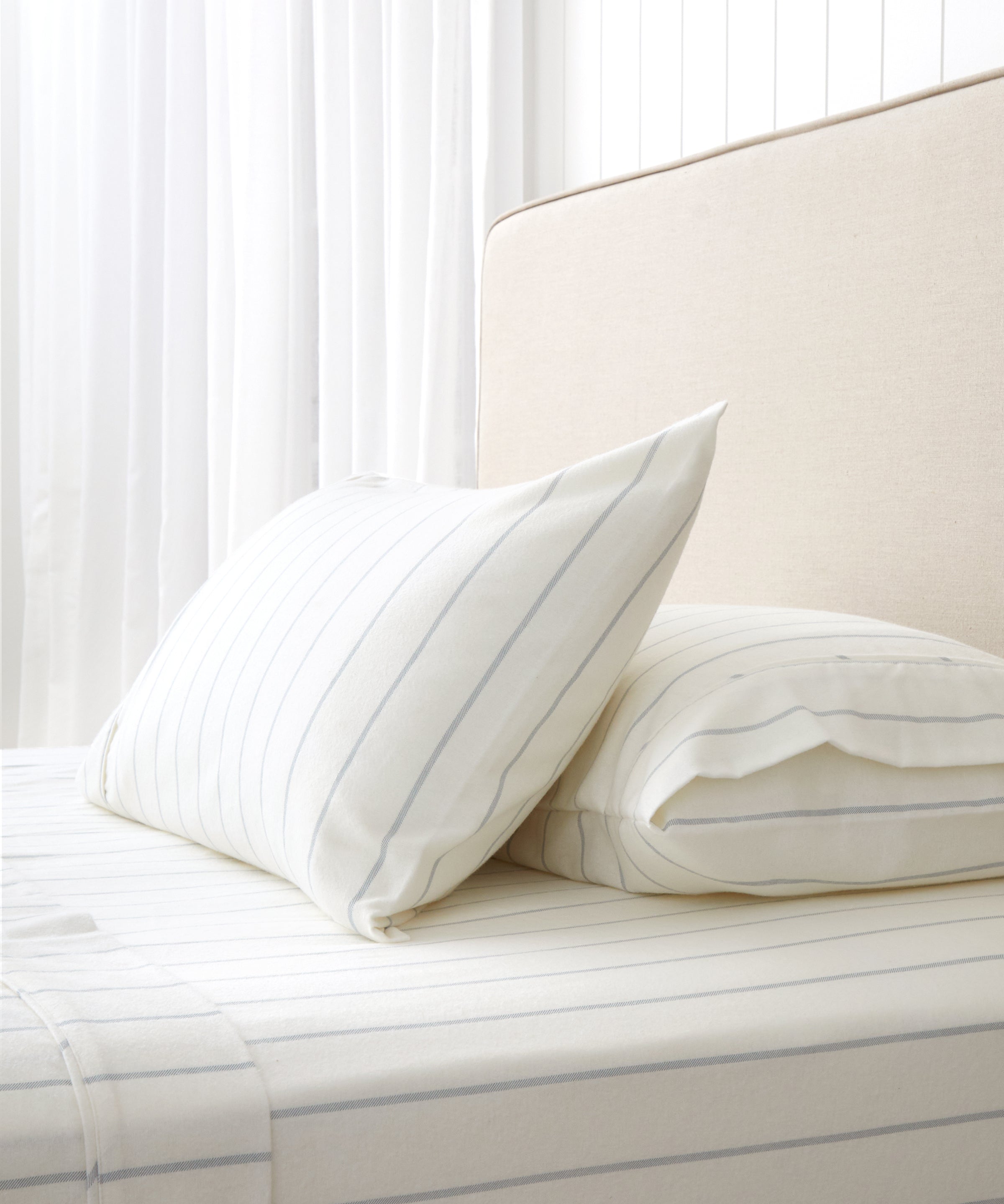 Pinnacle Flannel Sheet Set | Blue Stripe-1