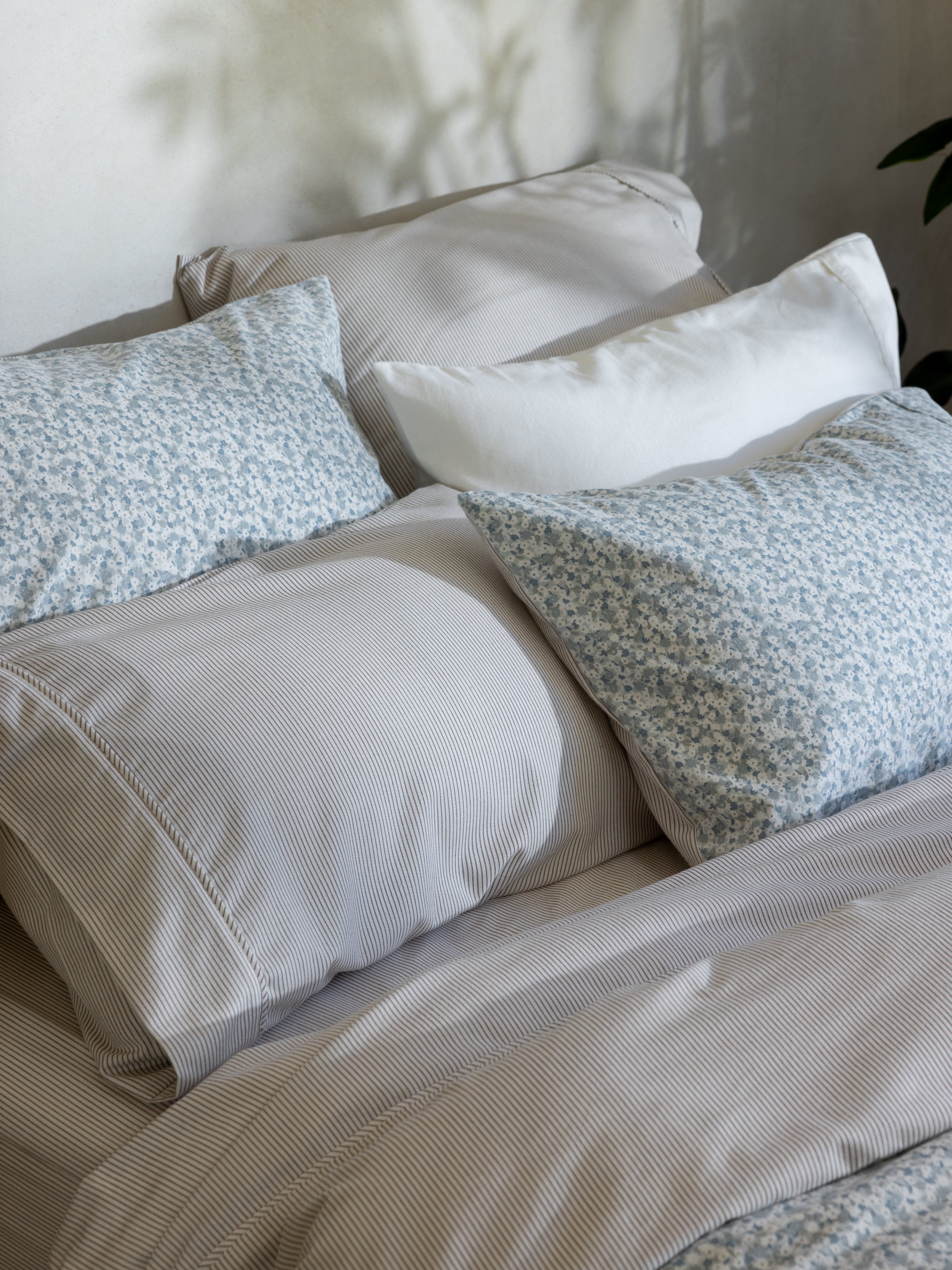 Pinnacle Flannel Sheet Set | Floral-2