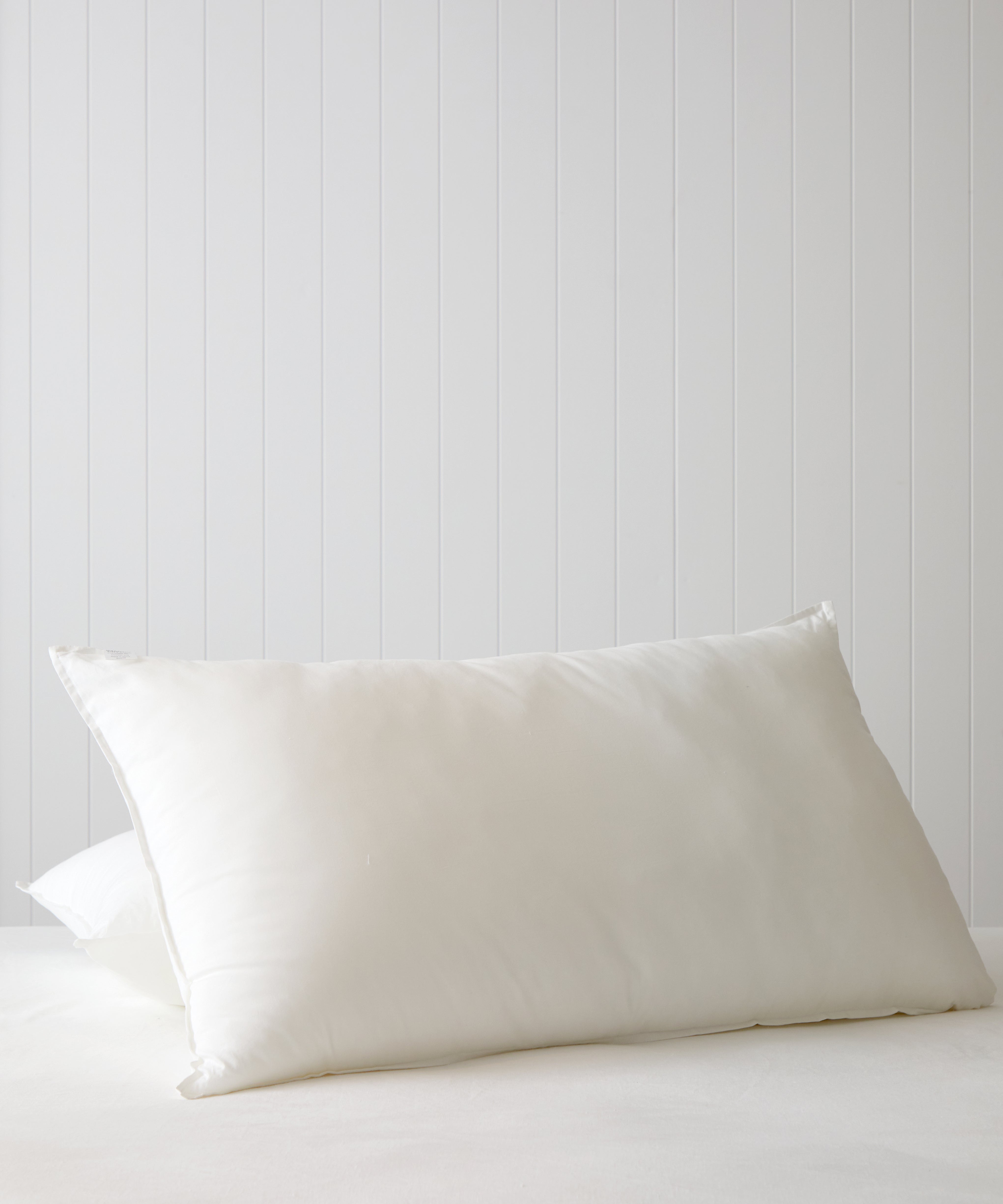 Polyfibre Lodge Pillow Inner | White-1