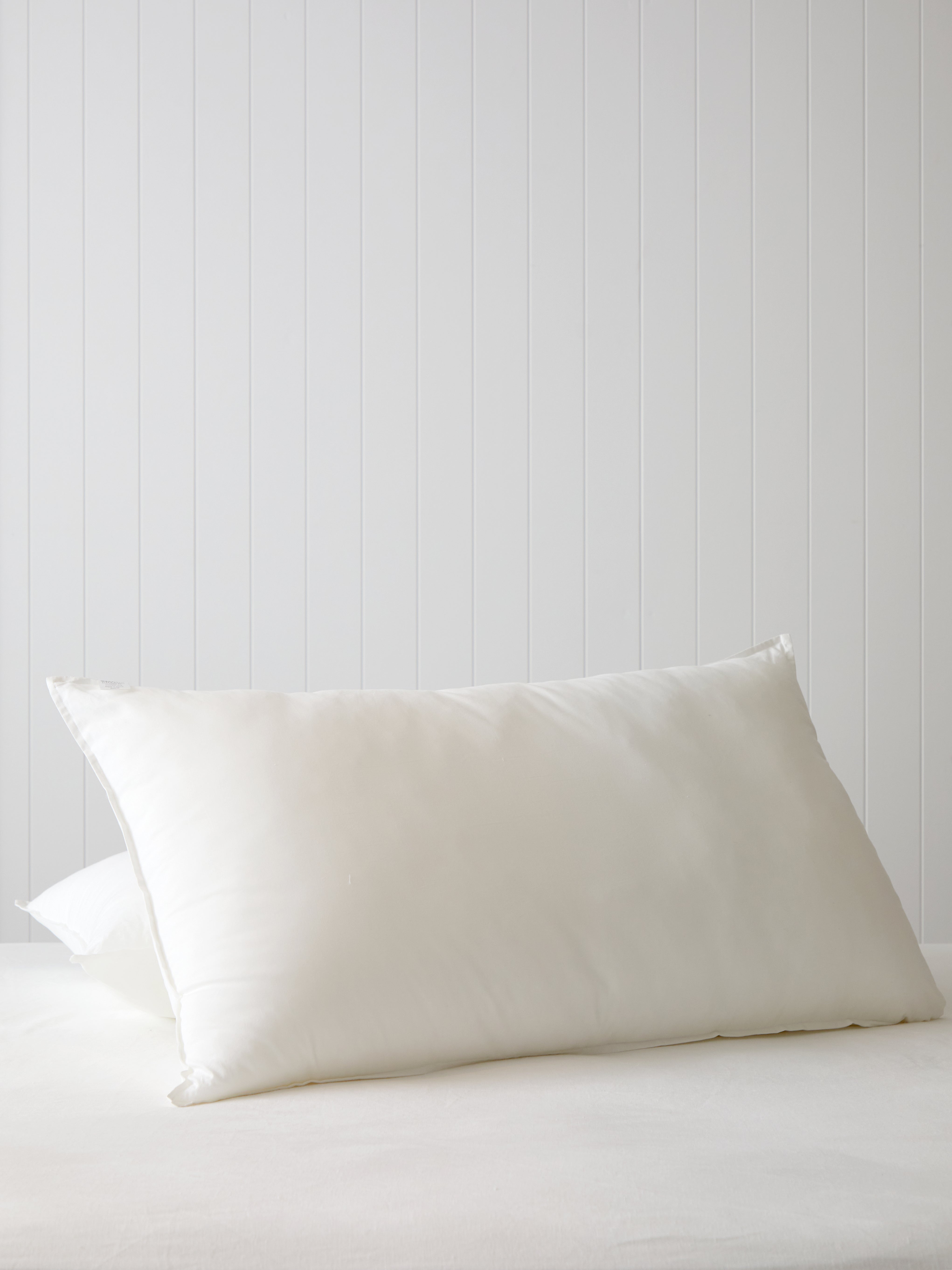Polyfibre Lodge Pillow Inner | White-1