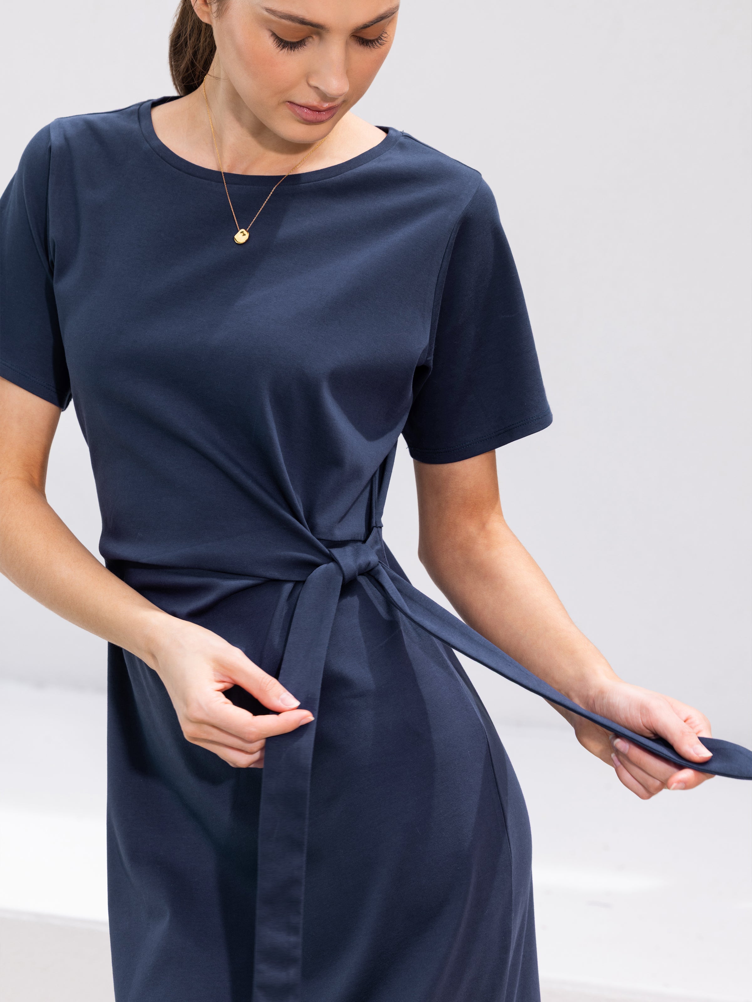 Reese Knit Tie Dress | Ink-5