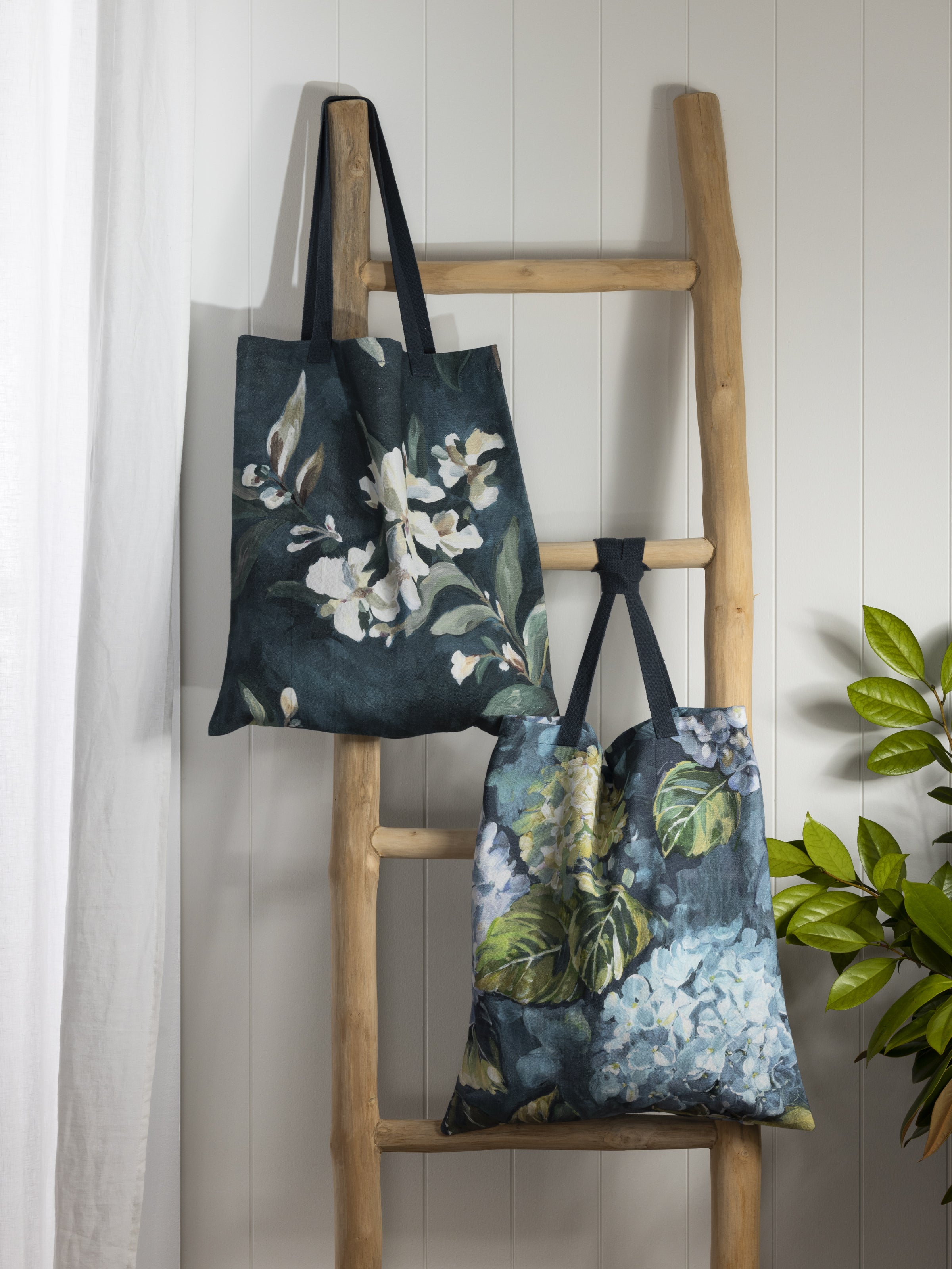 Reverie Tote Bag | Floral-2