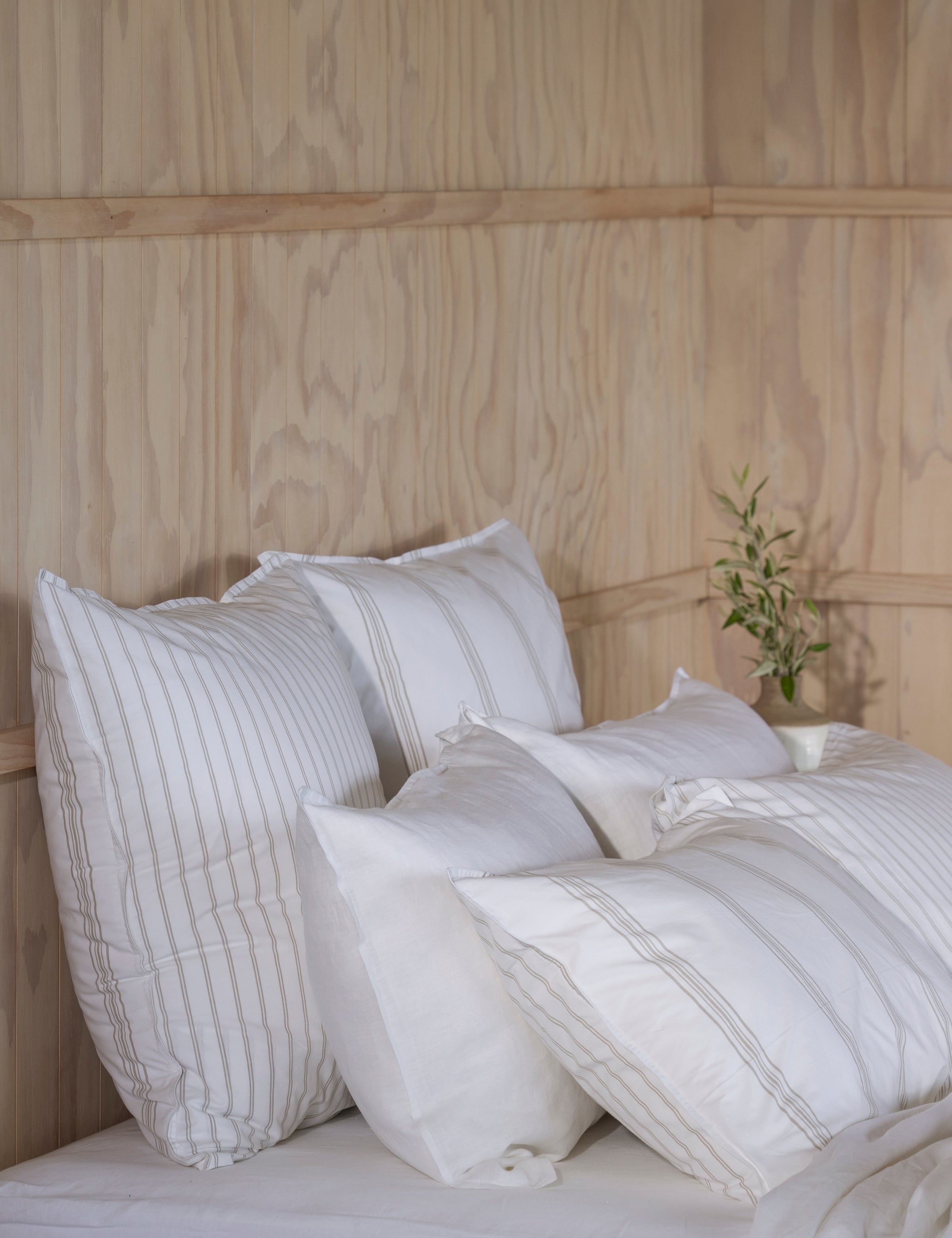 Shoreline Standard Pillowcase Set | Natural Stripe-3