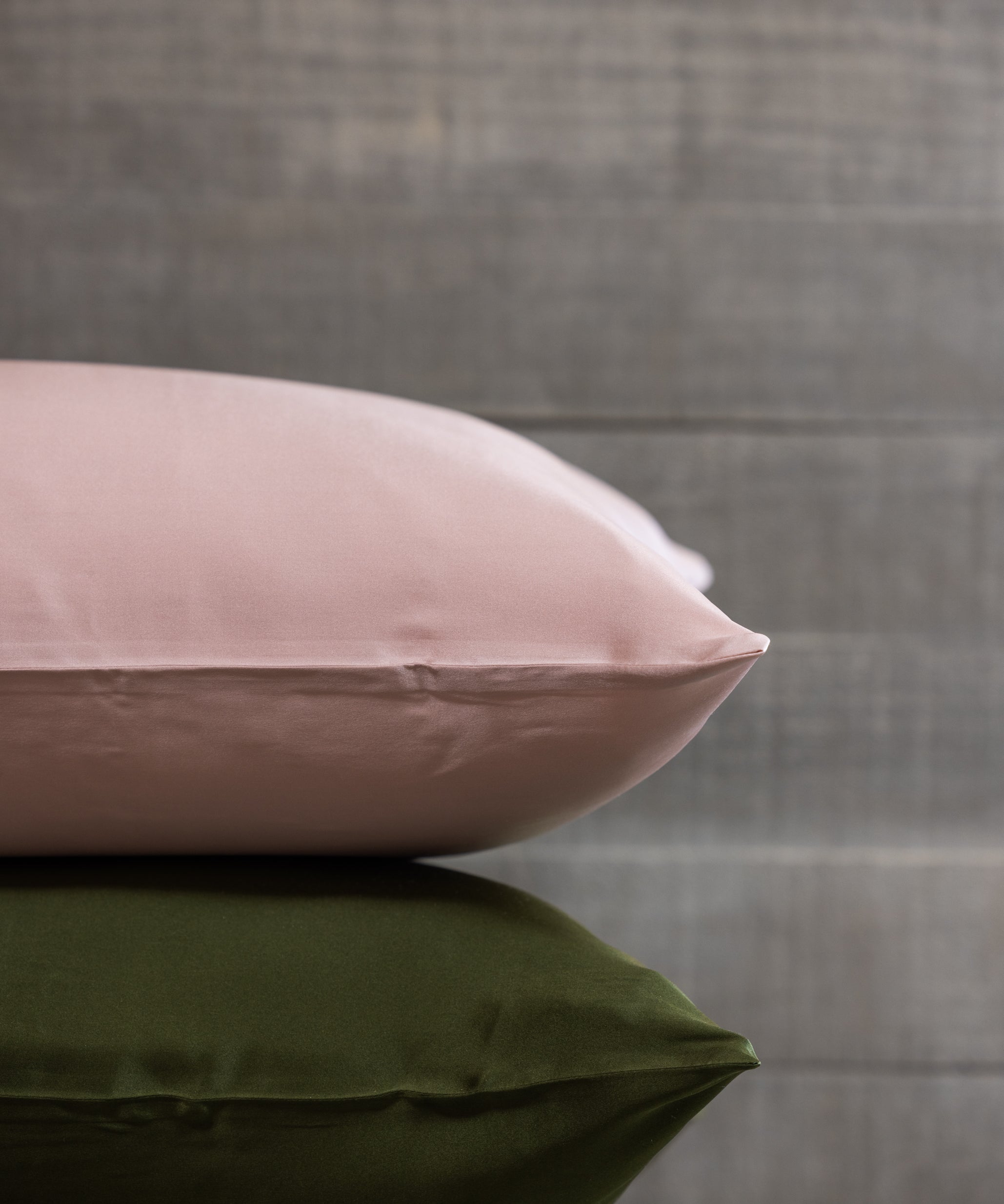 Silk Pillowcase & Eye Mask Gift Box Set | Olive-5