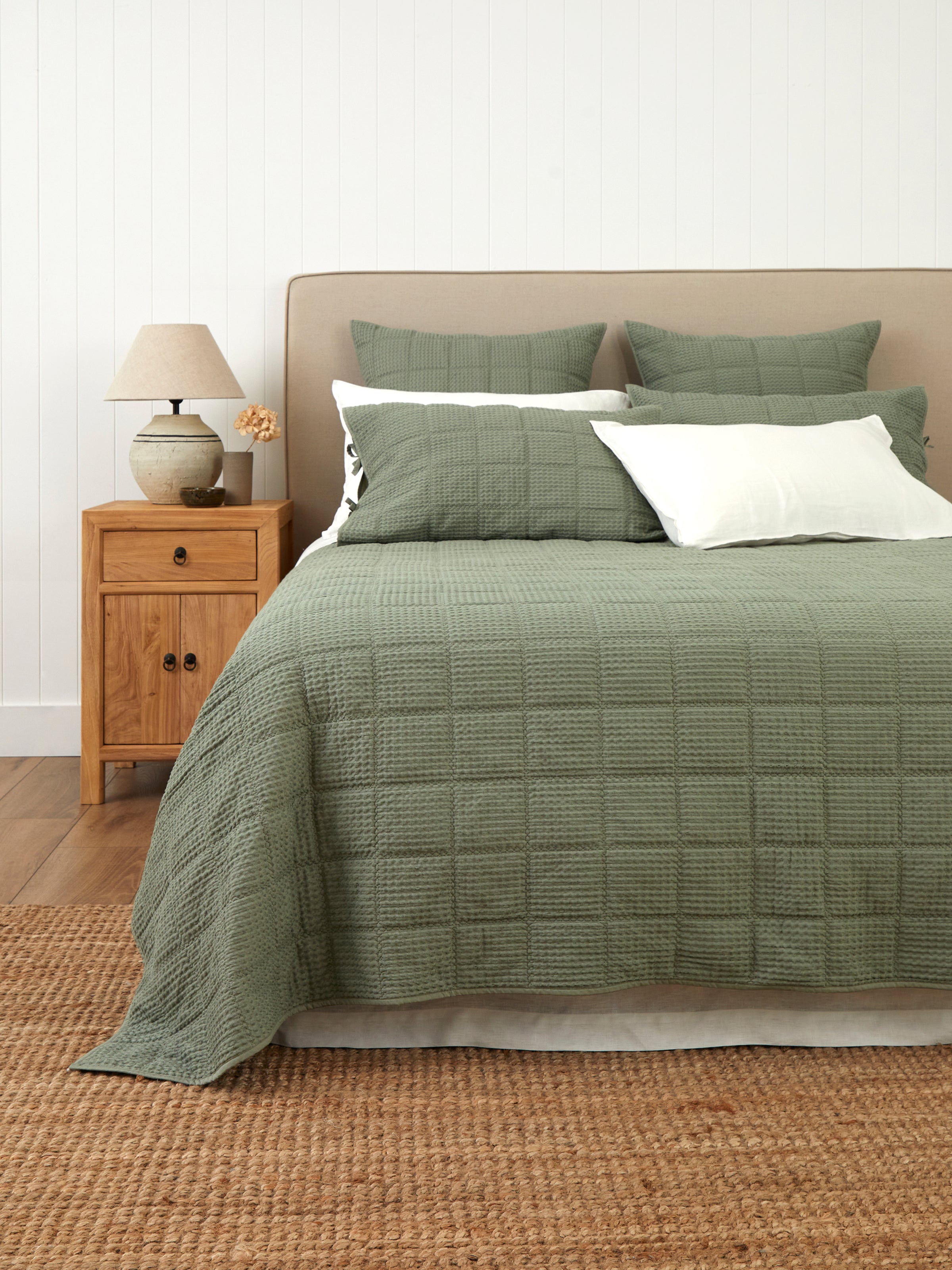 Sloane Waffle Quilt | Dark Sage-1