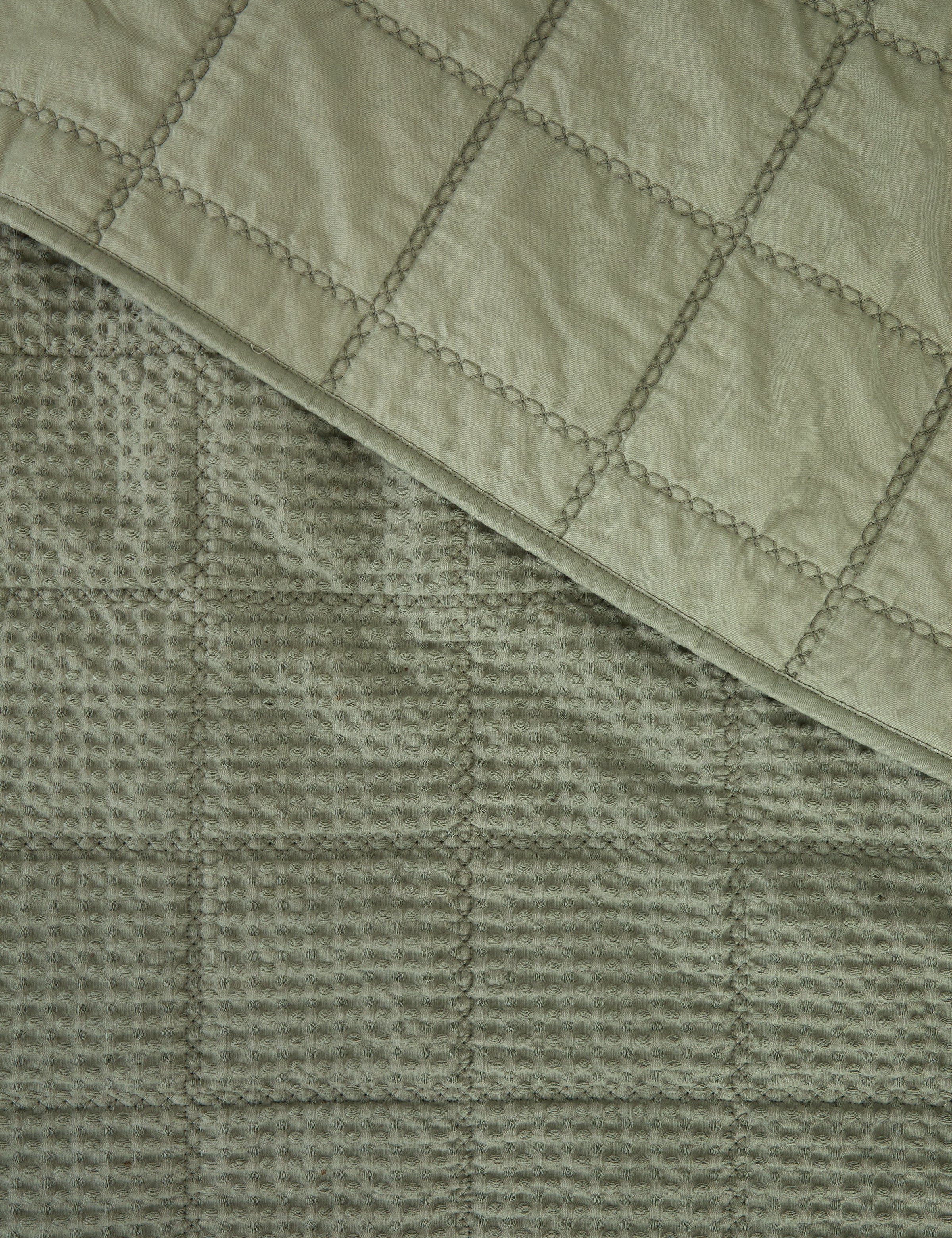 Sloane Waffle Quilt | Dark Sage-4