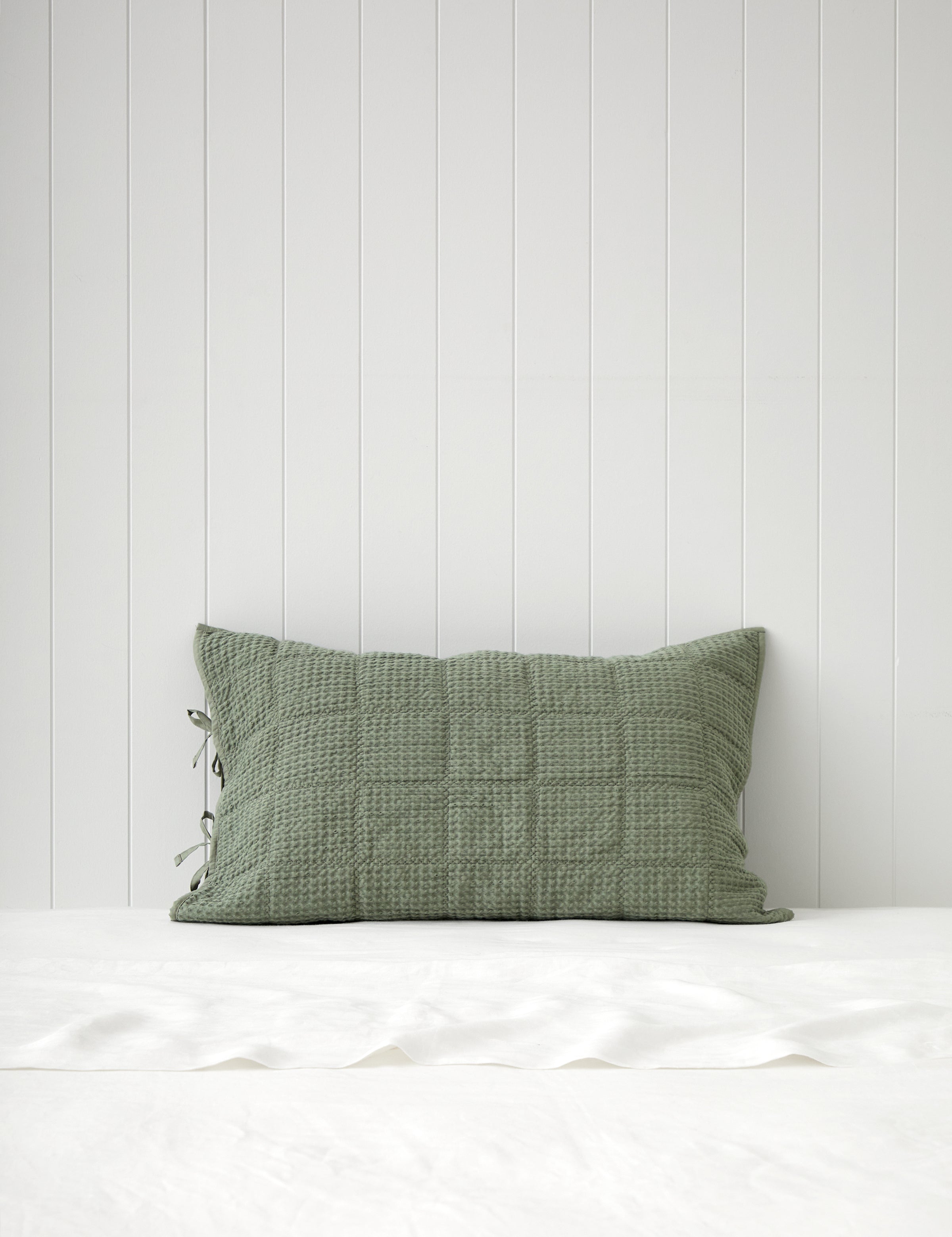 Sloane Waffle Standard Pillowcase | Dark Sage-1