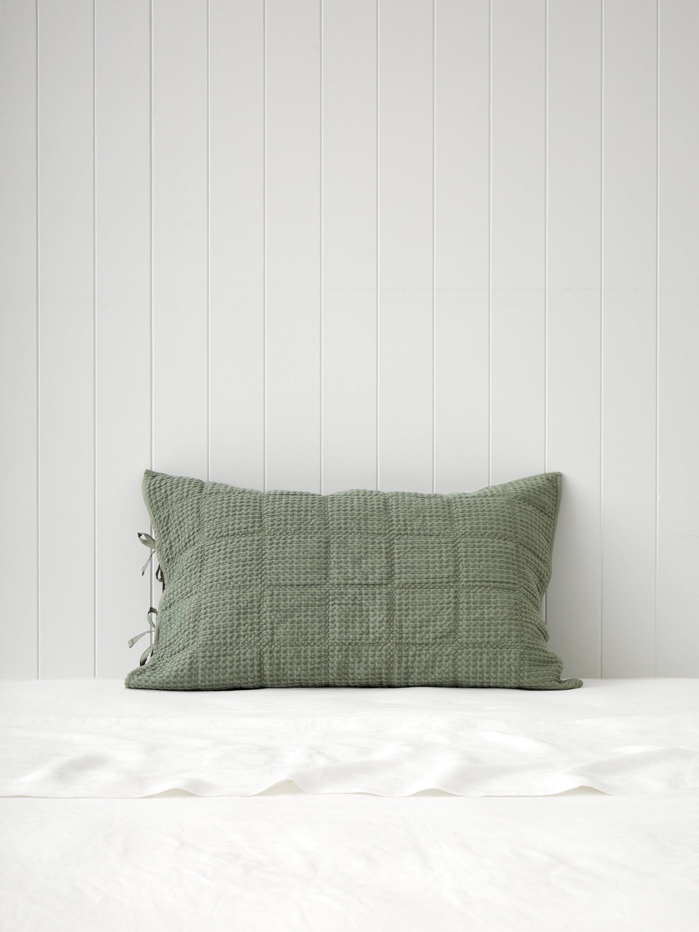 Sloane Waffle Standard Pillowcase | Dark Sage-1