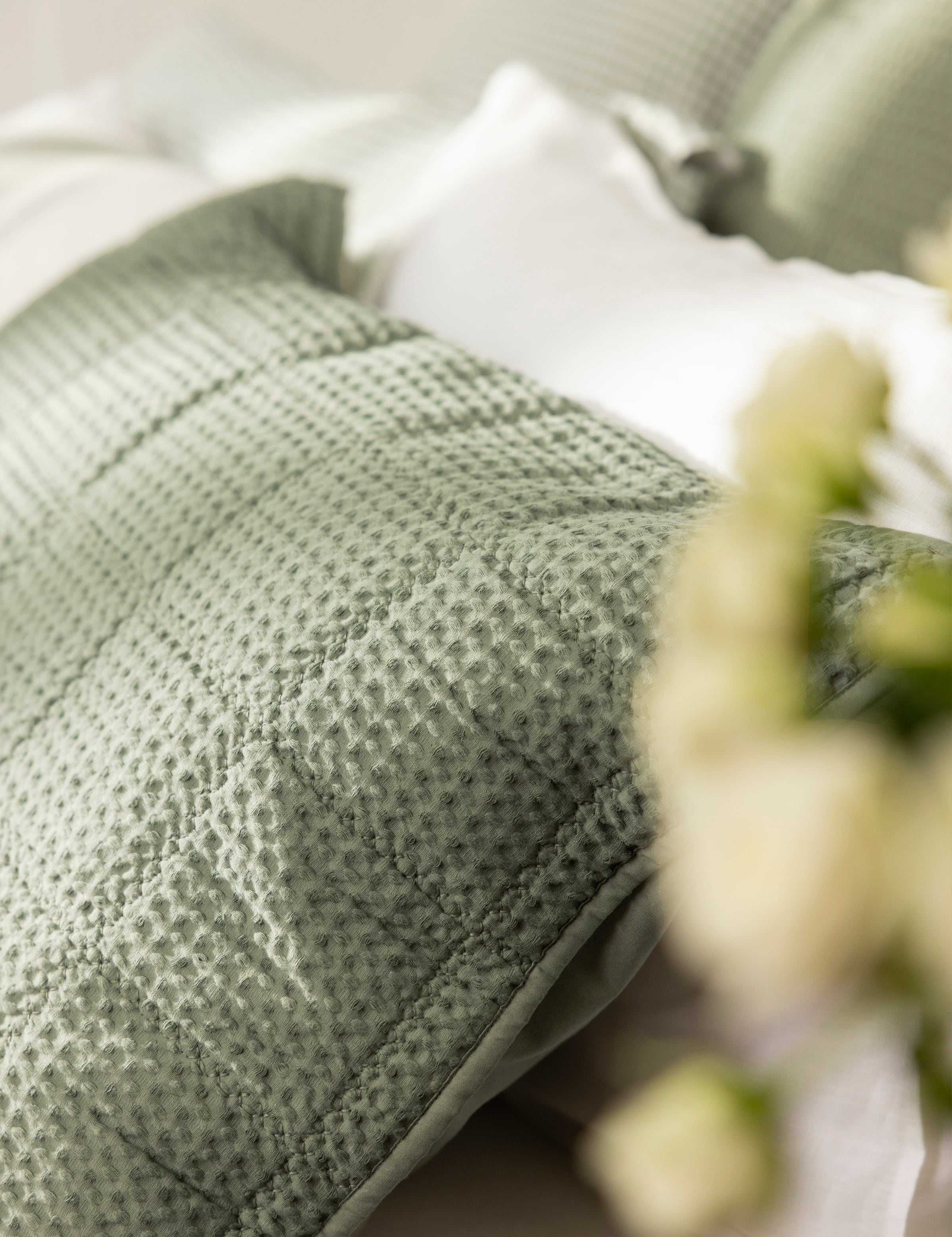 Sloane Waffle Standard Pillowcase | Dark Sage-2