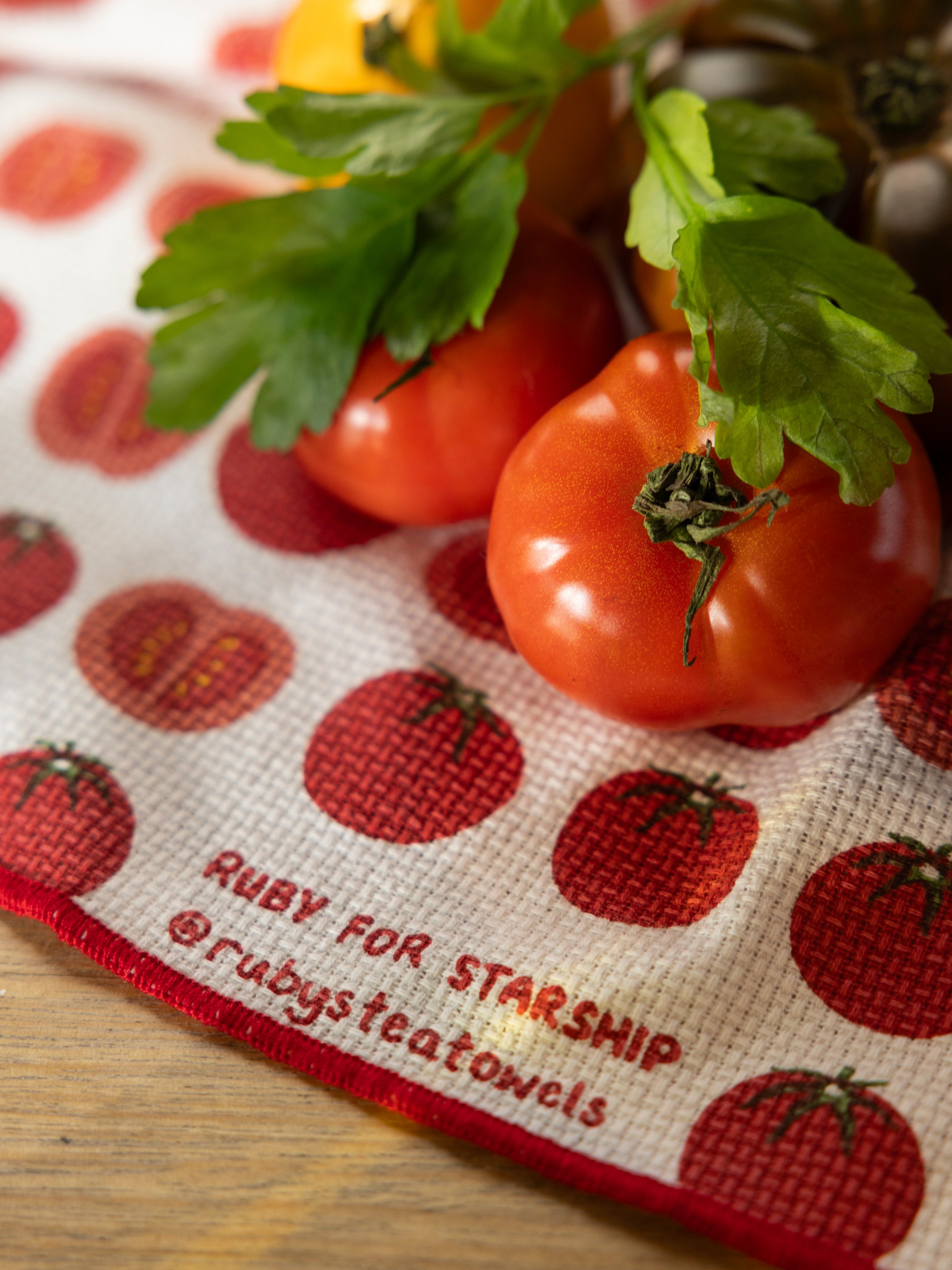 Starship Tomato Washcloth Set of 2 | Multi-3