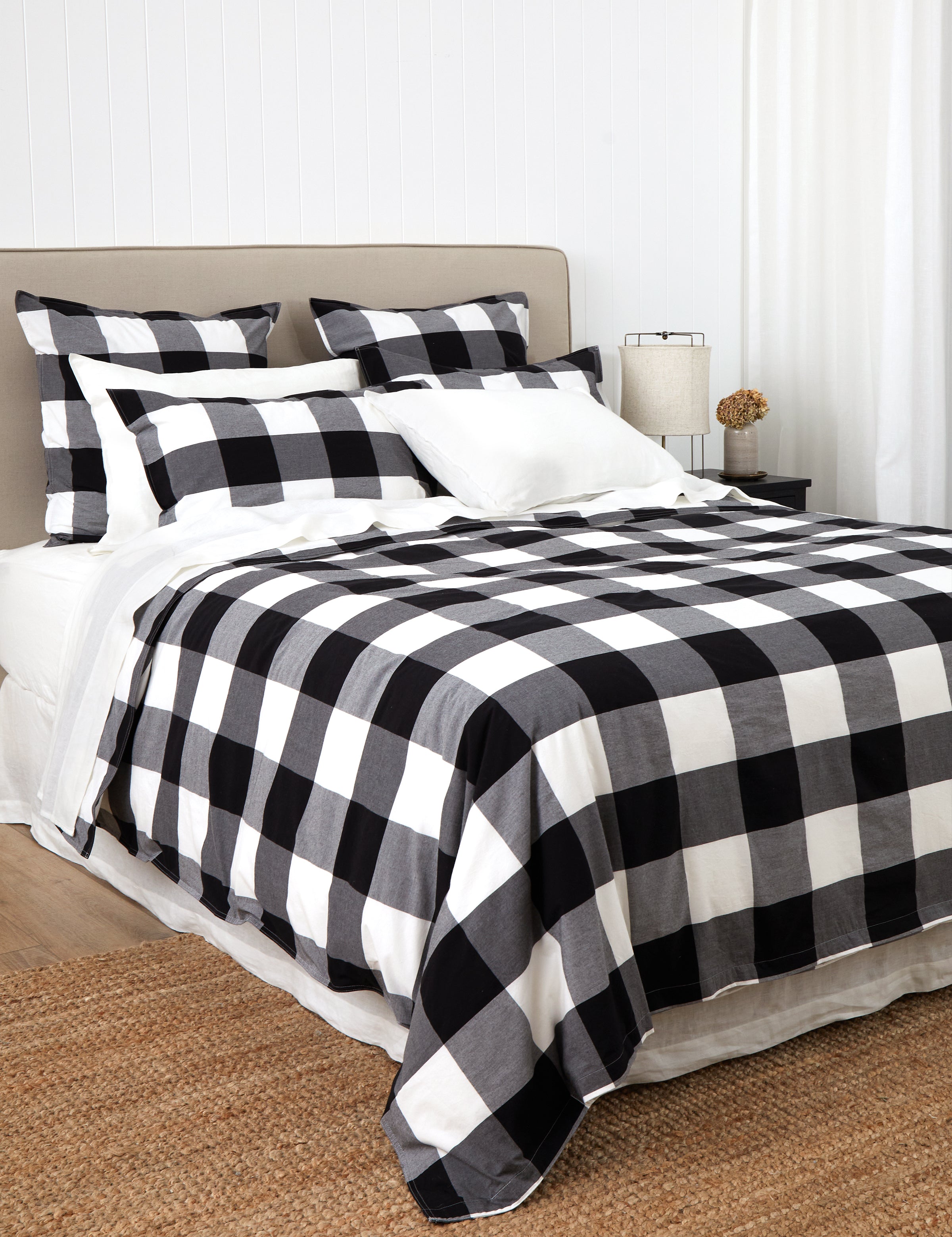 Piha Duvet Cover Set | Black/White-3