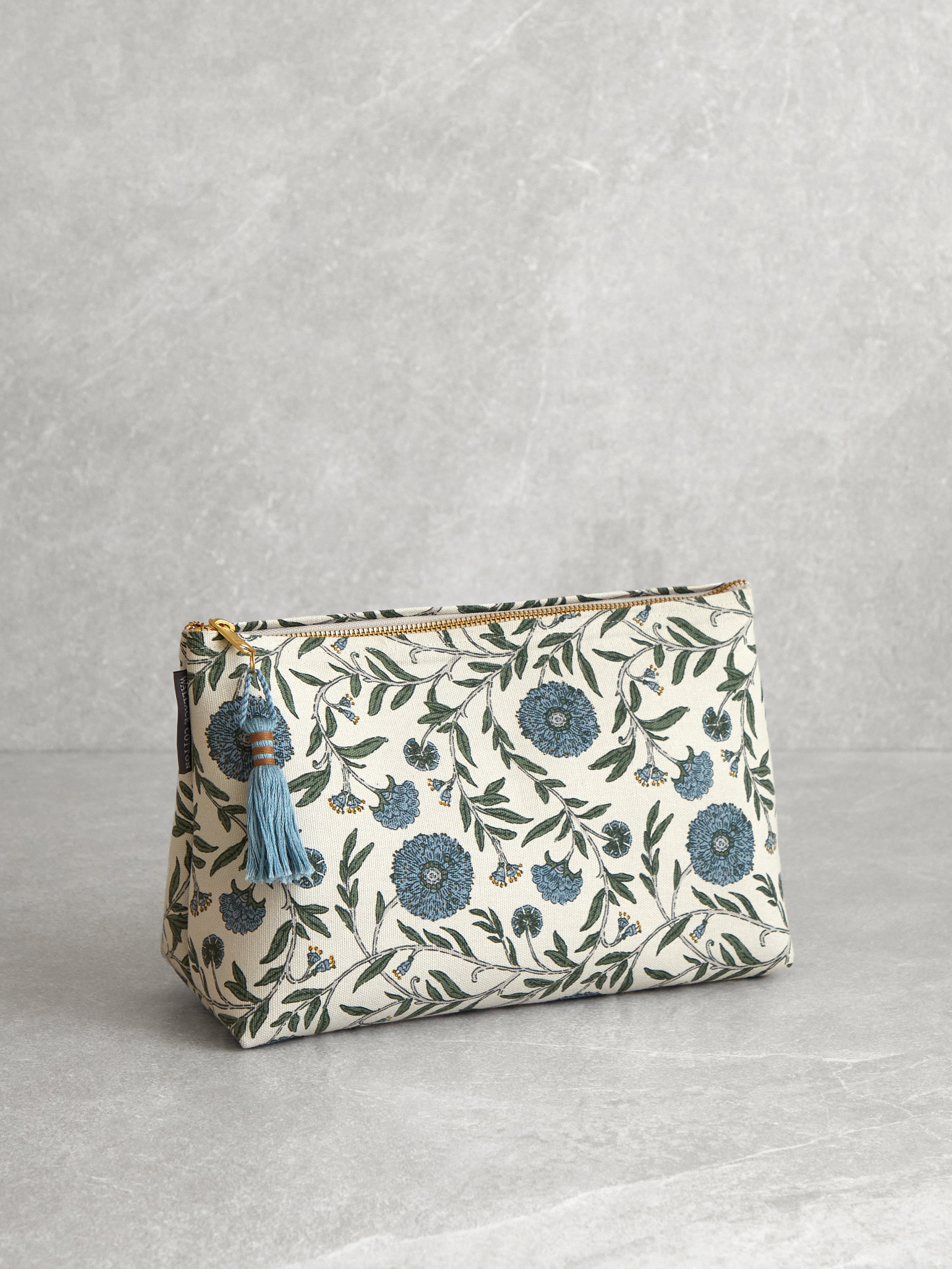 Willa Large Bath Bag | Floral-1