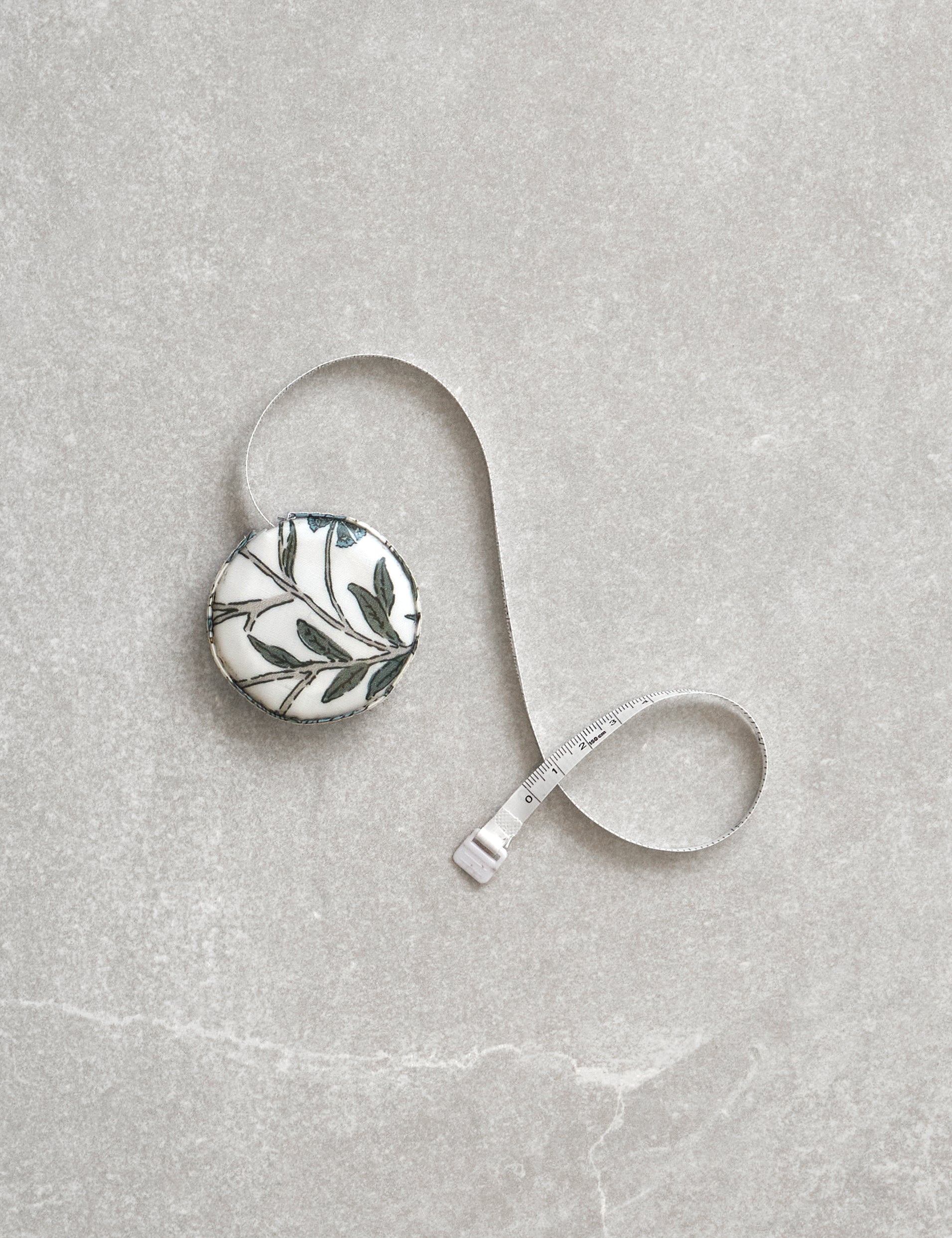 Willa Measuring Tape | Floral-1