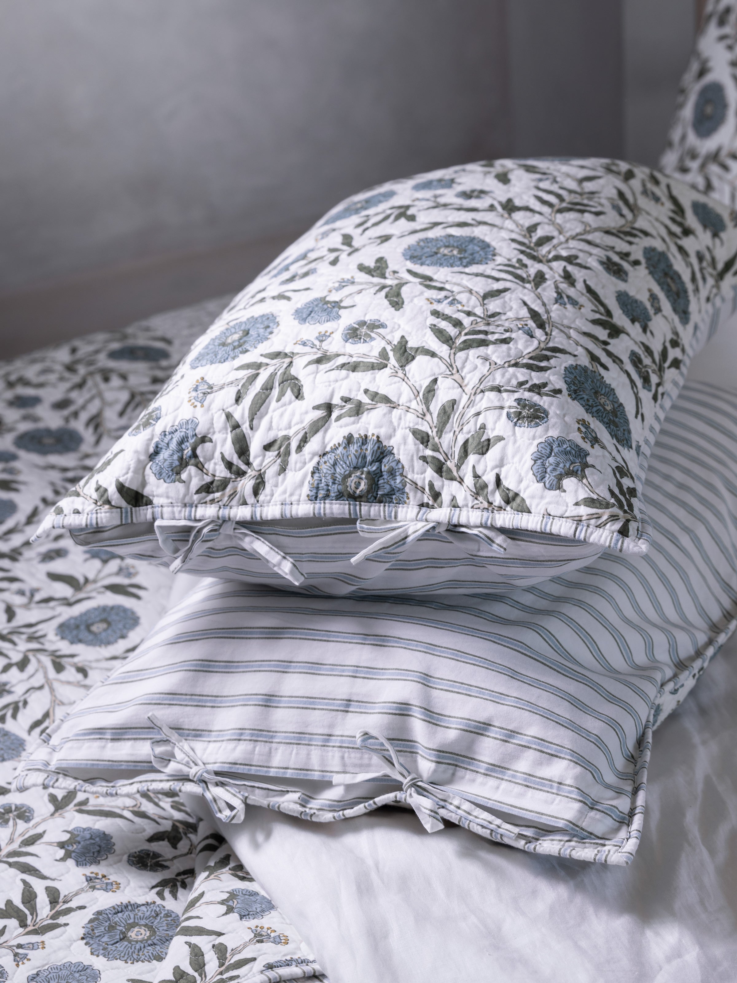 Willa Standard Pillowcase | Floral-2