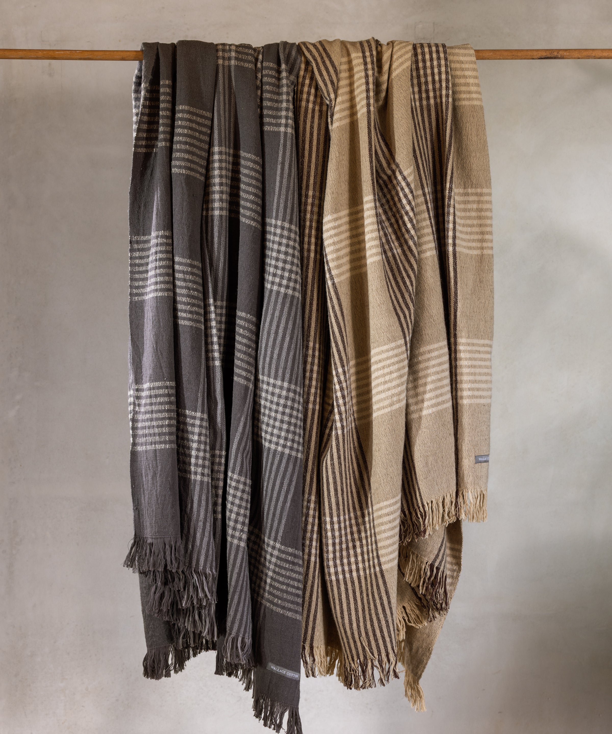 Winslow Woollen Blanket | Charcoal Natural-3
