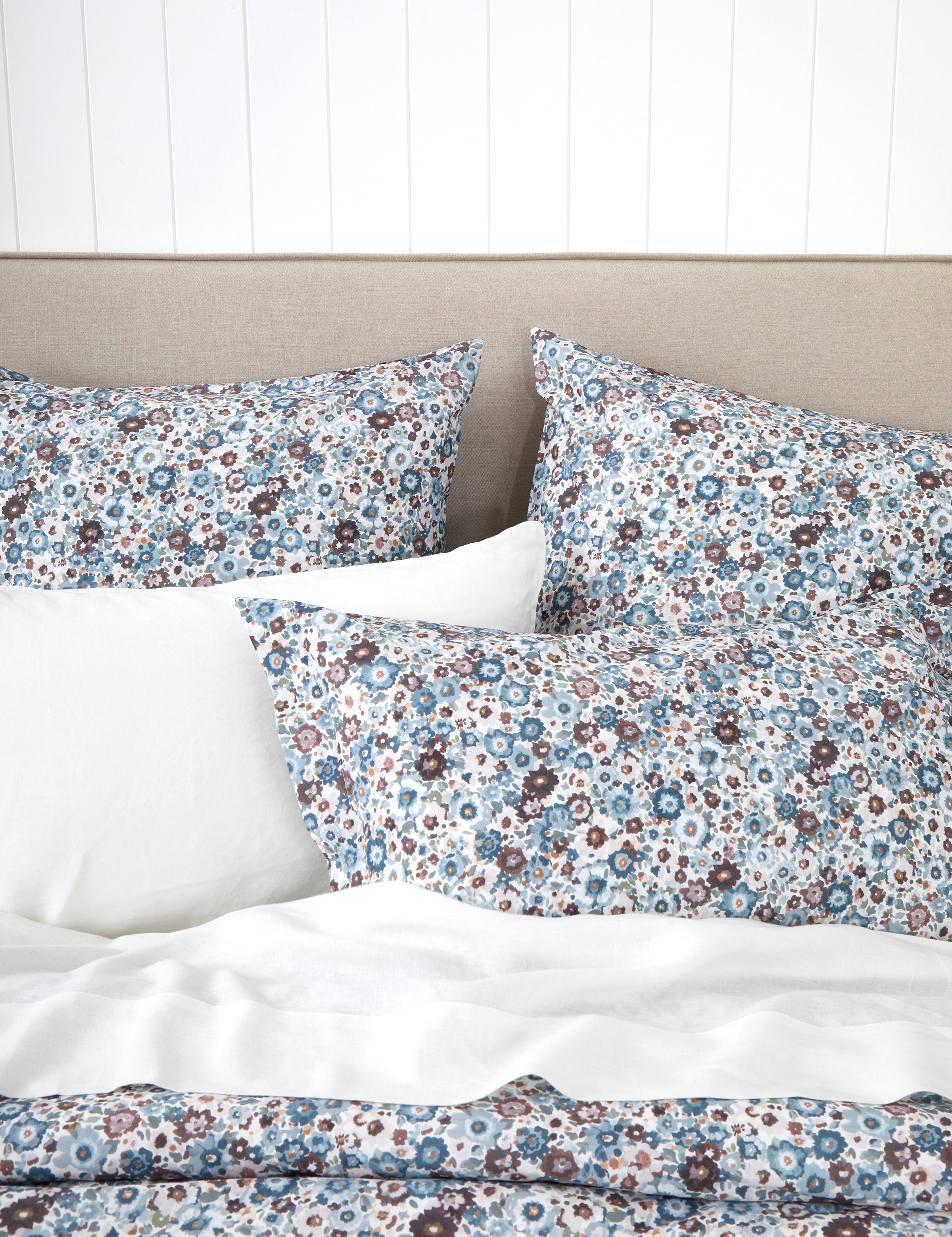 Zinnia Duvet Cover Set | Floral-2