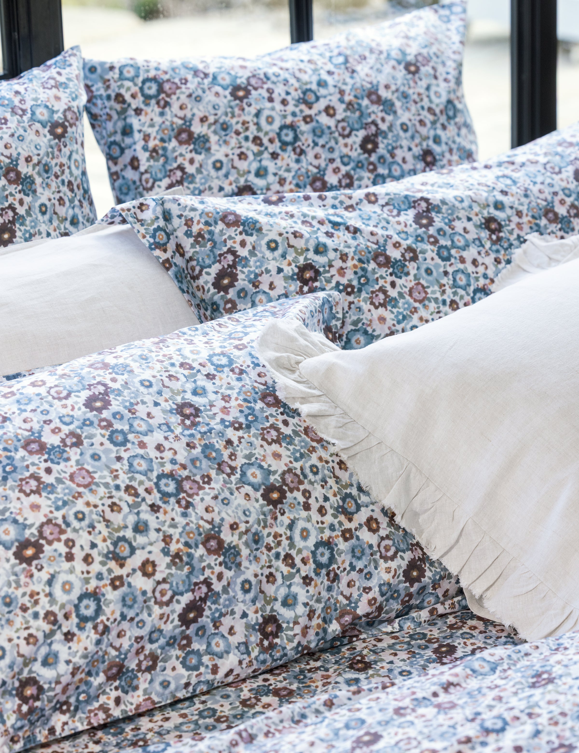 Zinnia Lodge Pillowcase Set | Floral-2