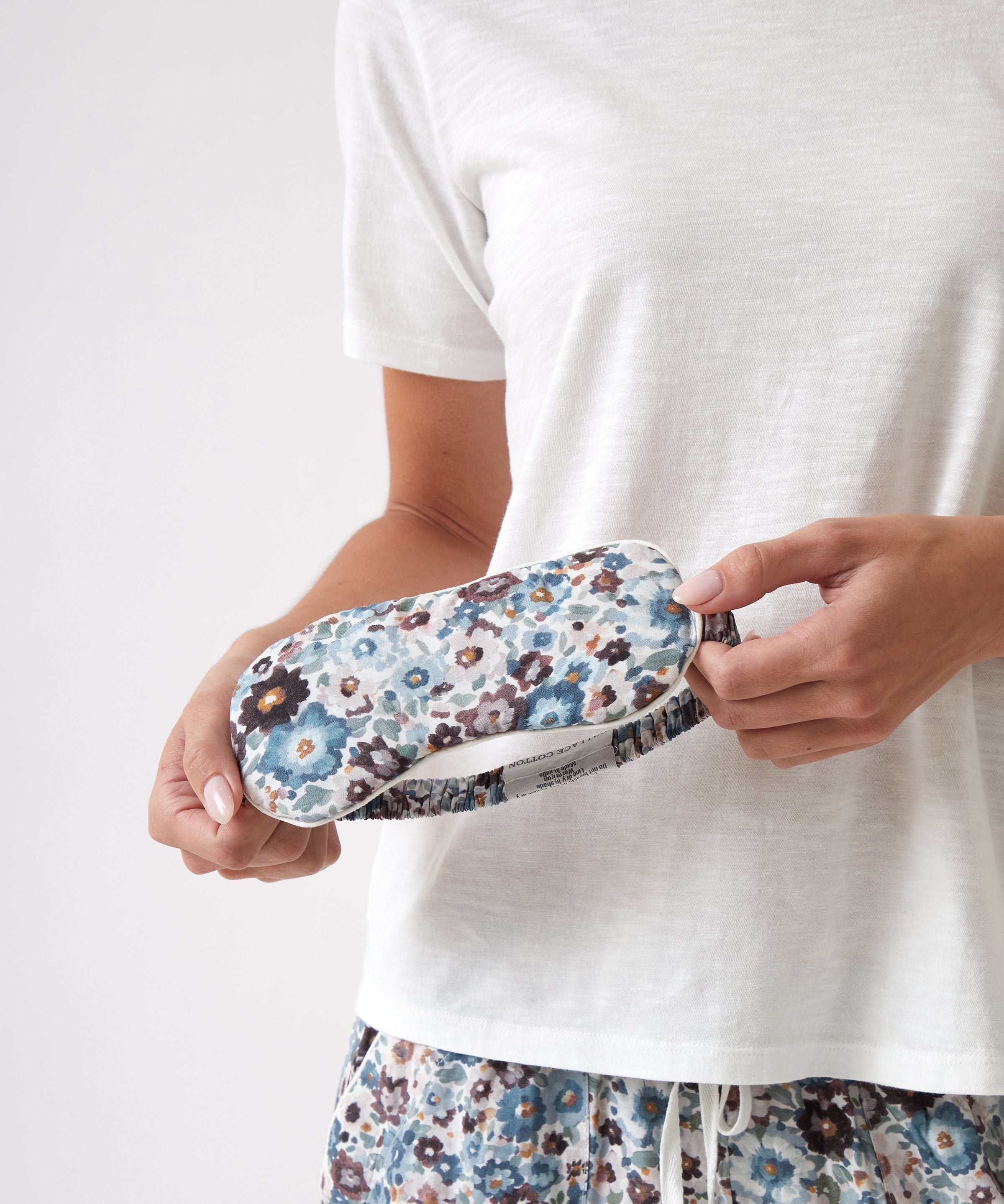 Zoe Eye Mask | Floral-1