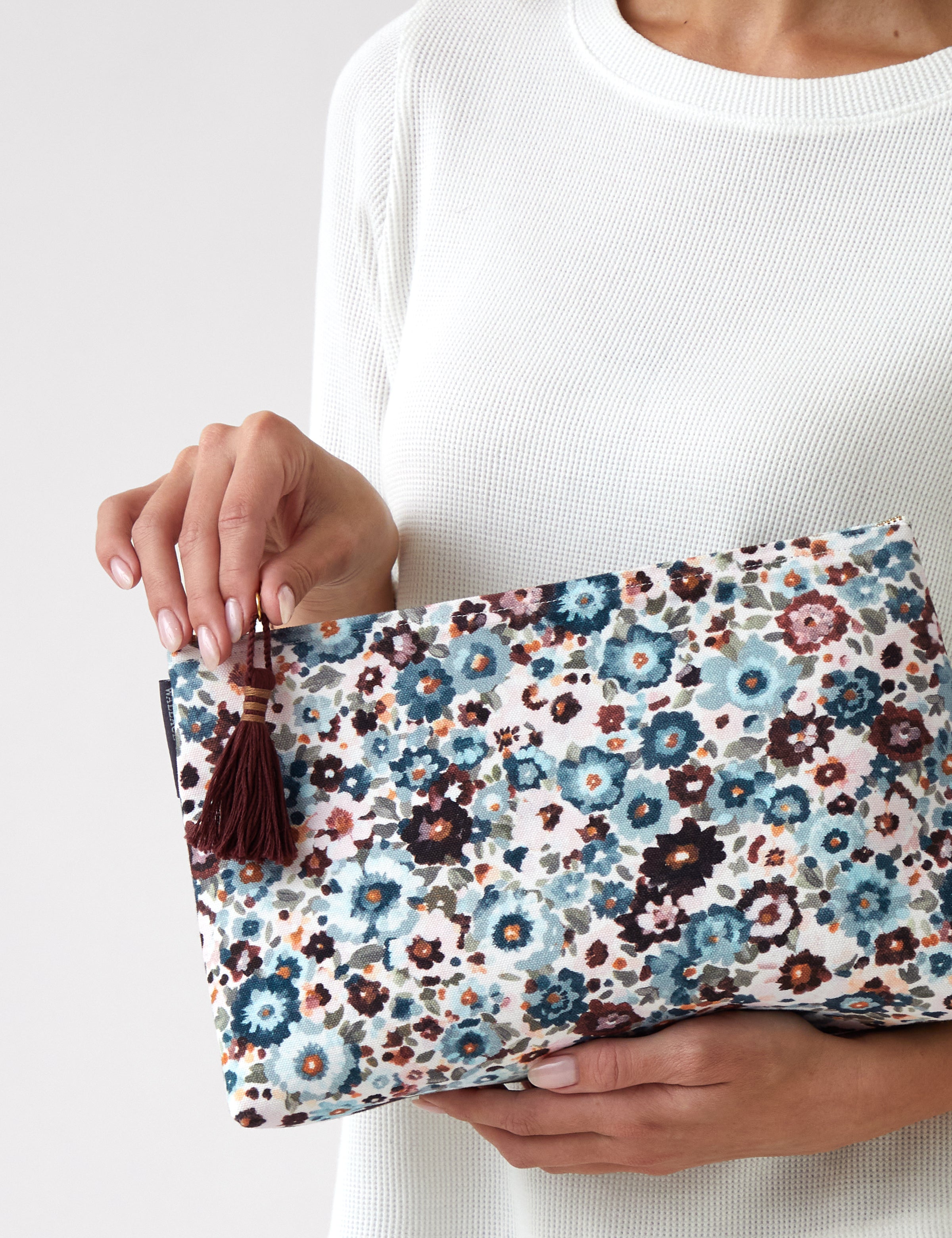 Zoe Large Bath Bag | Floral-2
