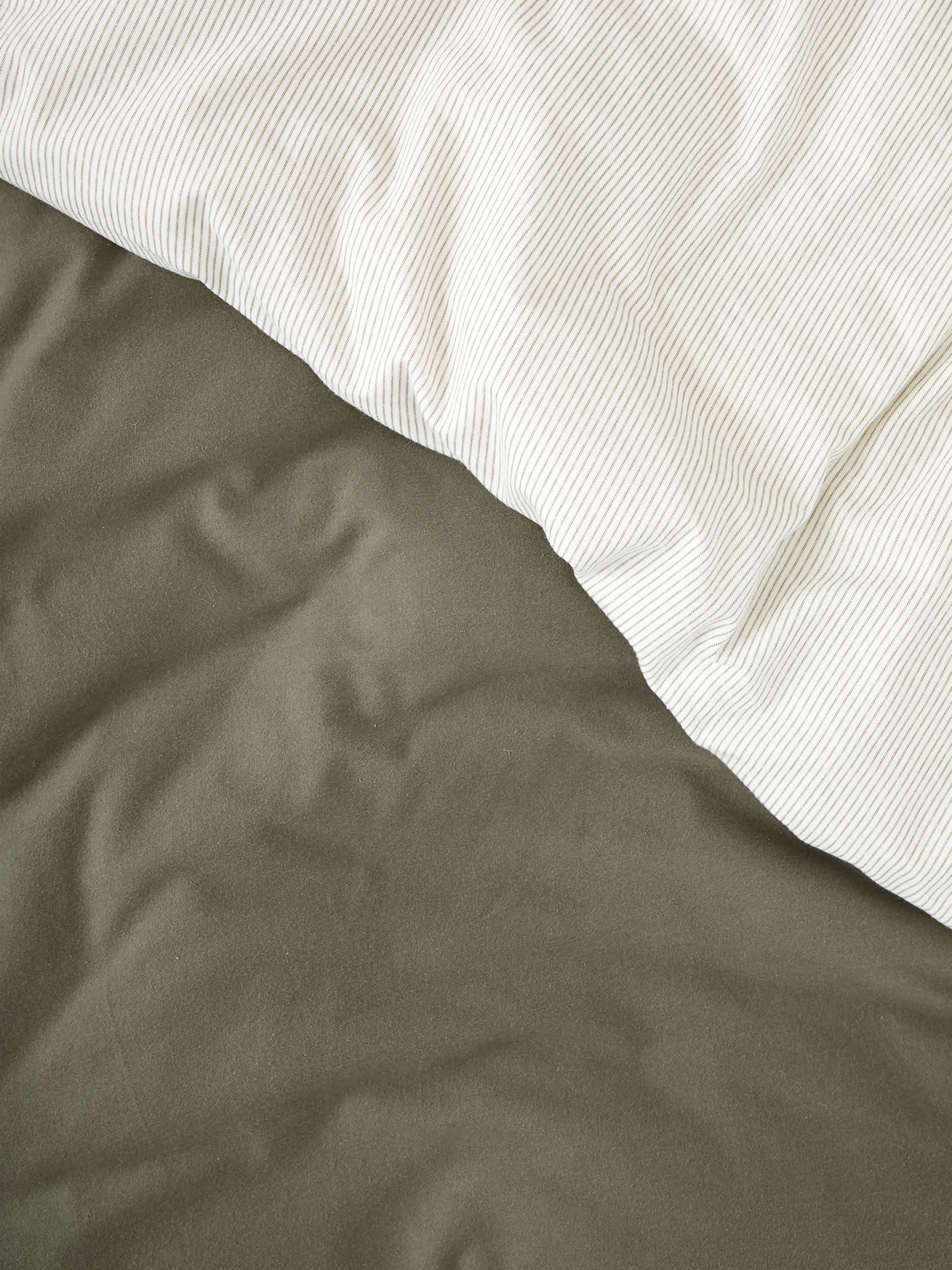 Cardrona Reversible Flannel Duvet Set | Olive Stripe4